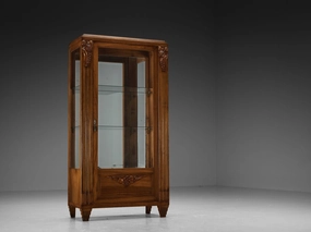 1940s Art Deco Showcase in Walnut and Glass storage cabinet,organizer,furniture storage