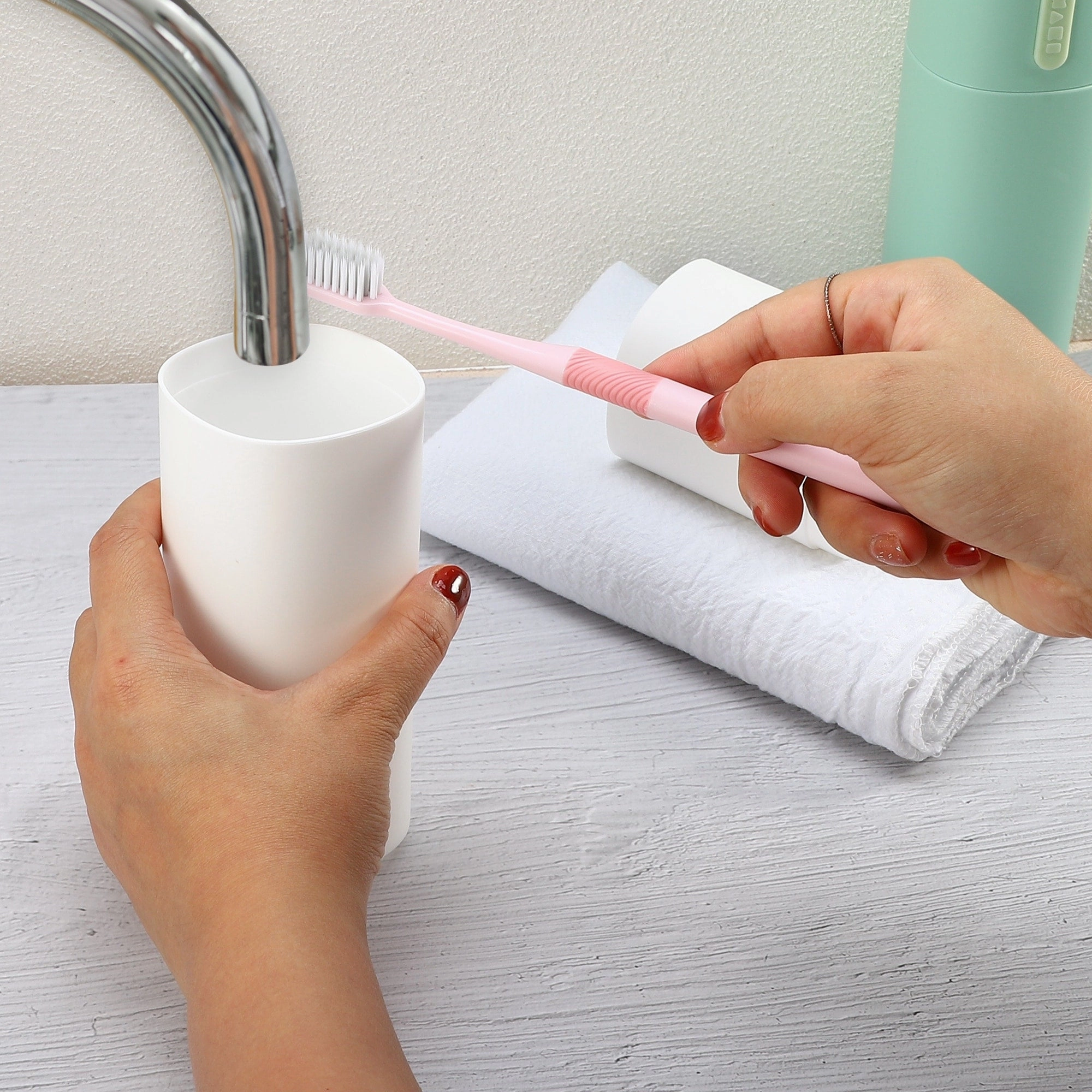2pcs Toothbrush Travel Case Lightweight for Travel 7.68"x2.36"