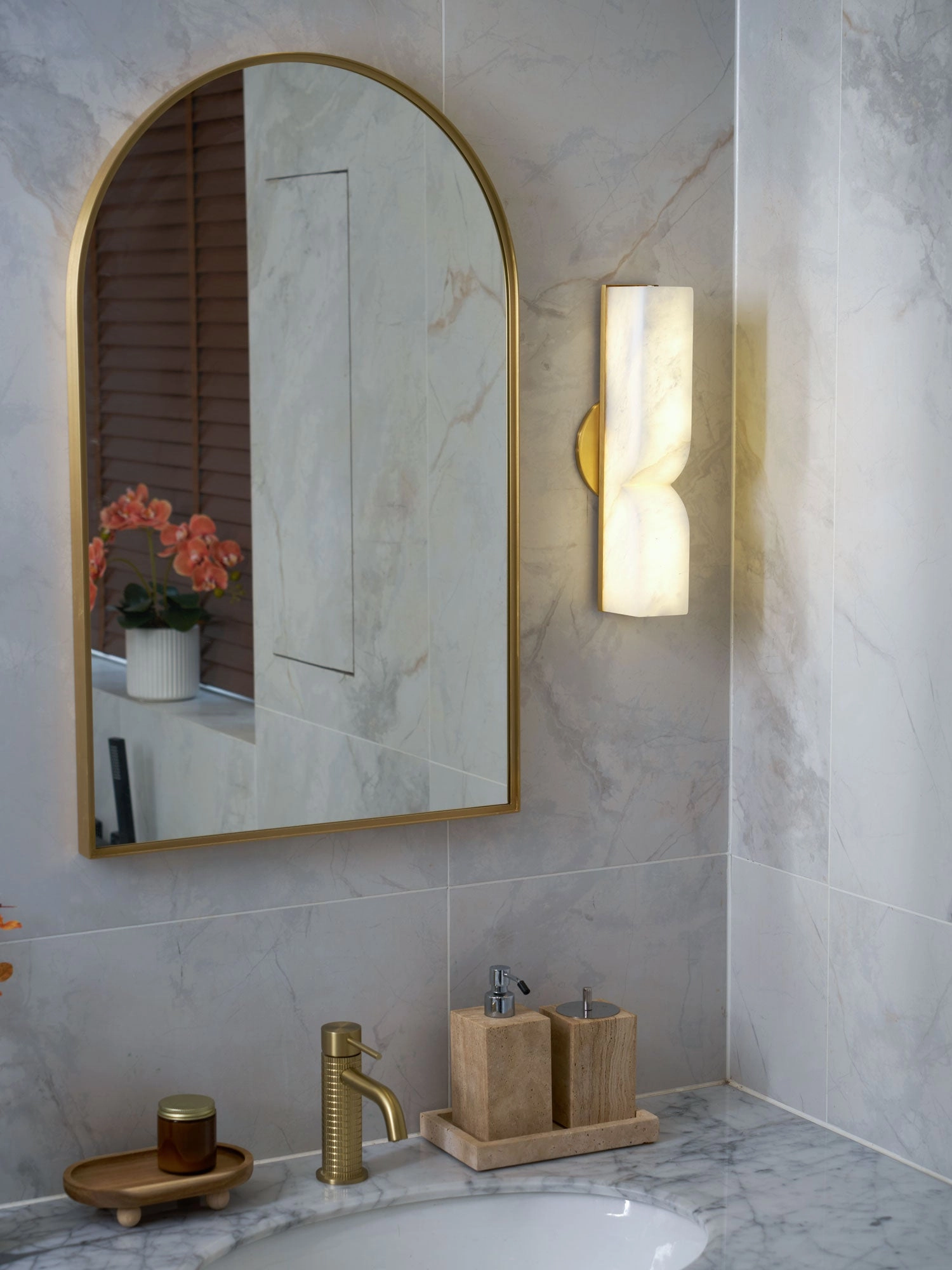 Alabaster Essence Wall Sconce