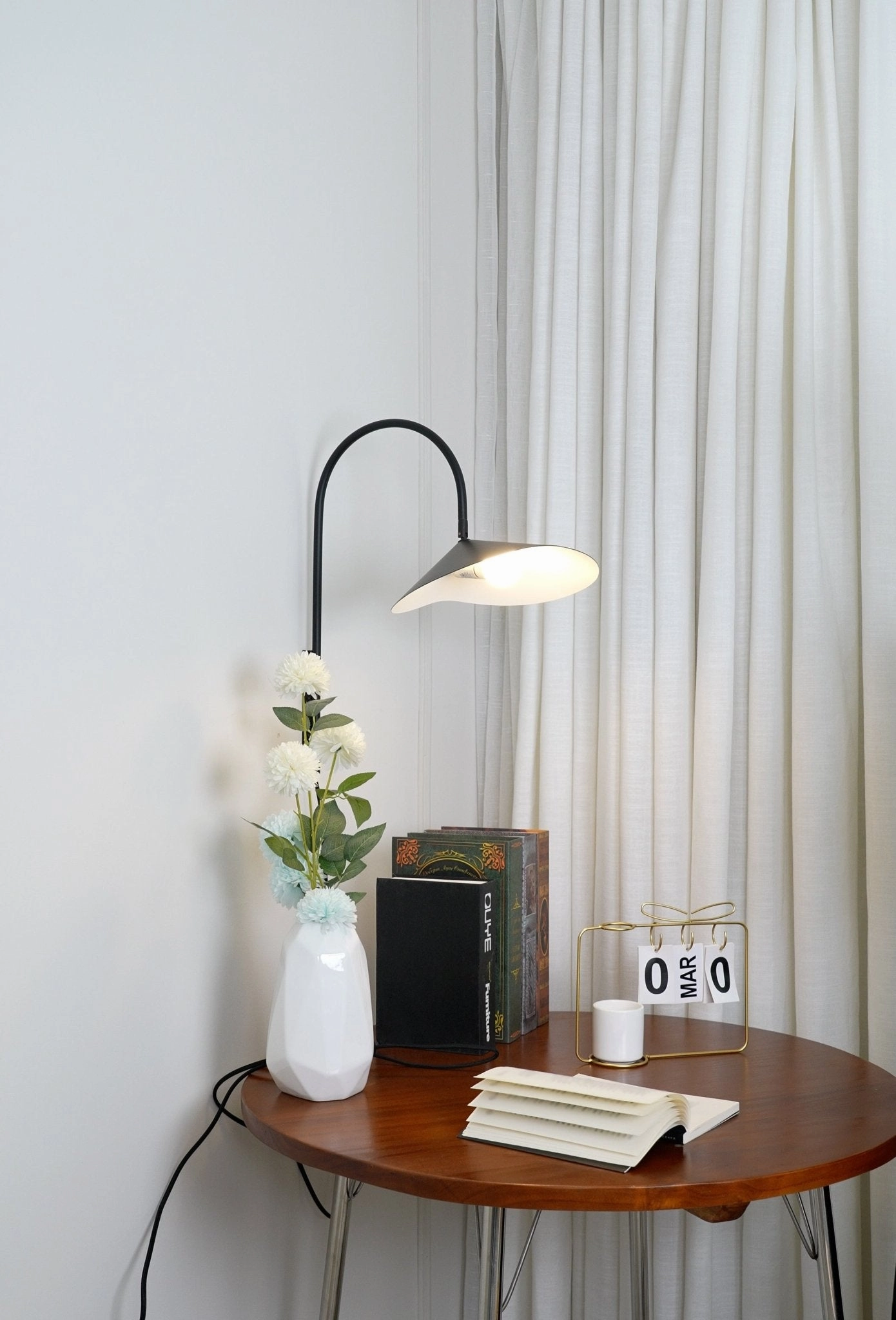 Alocasia Swivel Wall Light