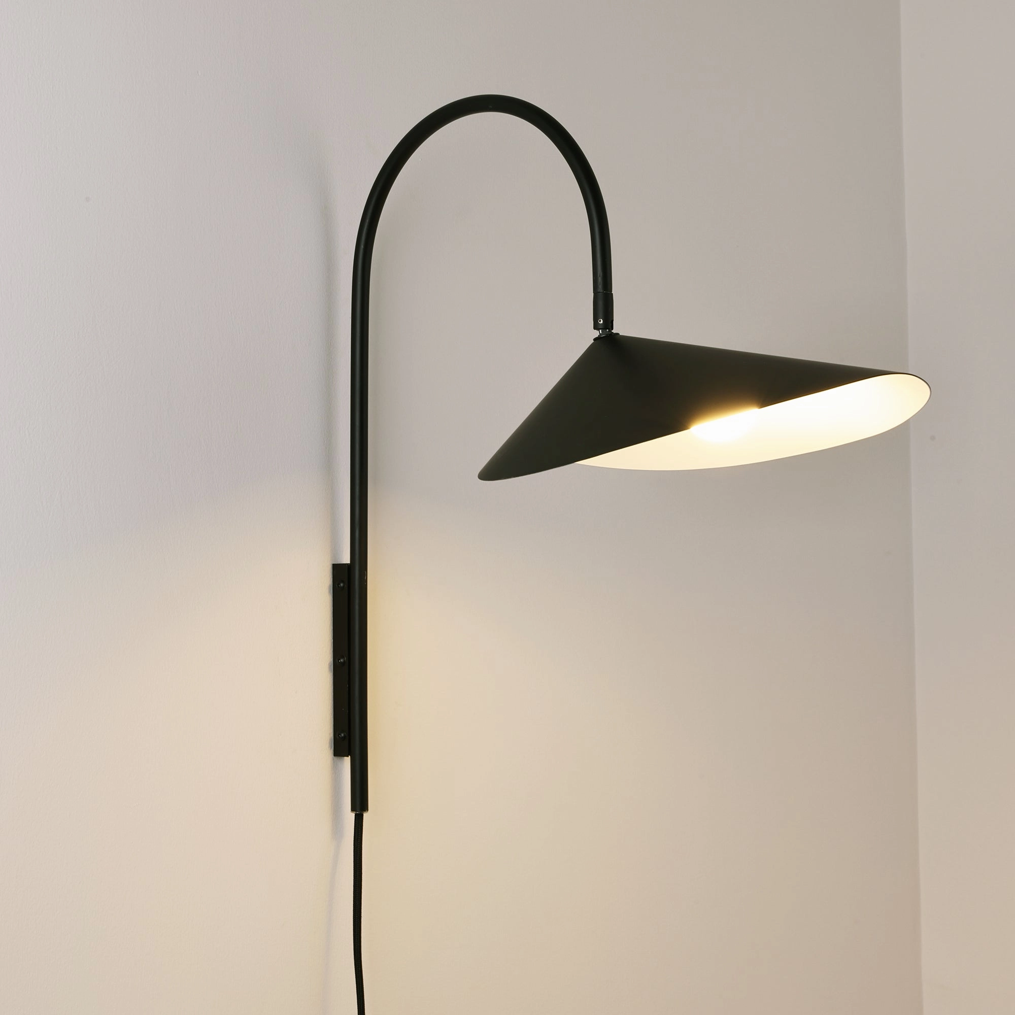 Alocasia Swivel Wall Light