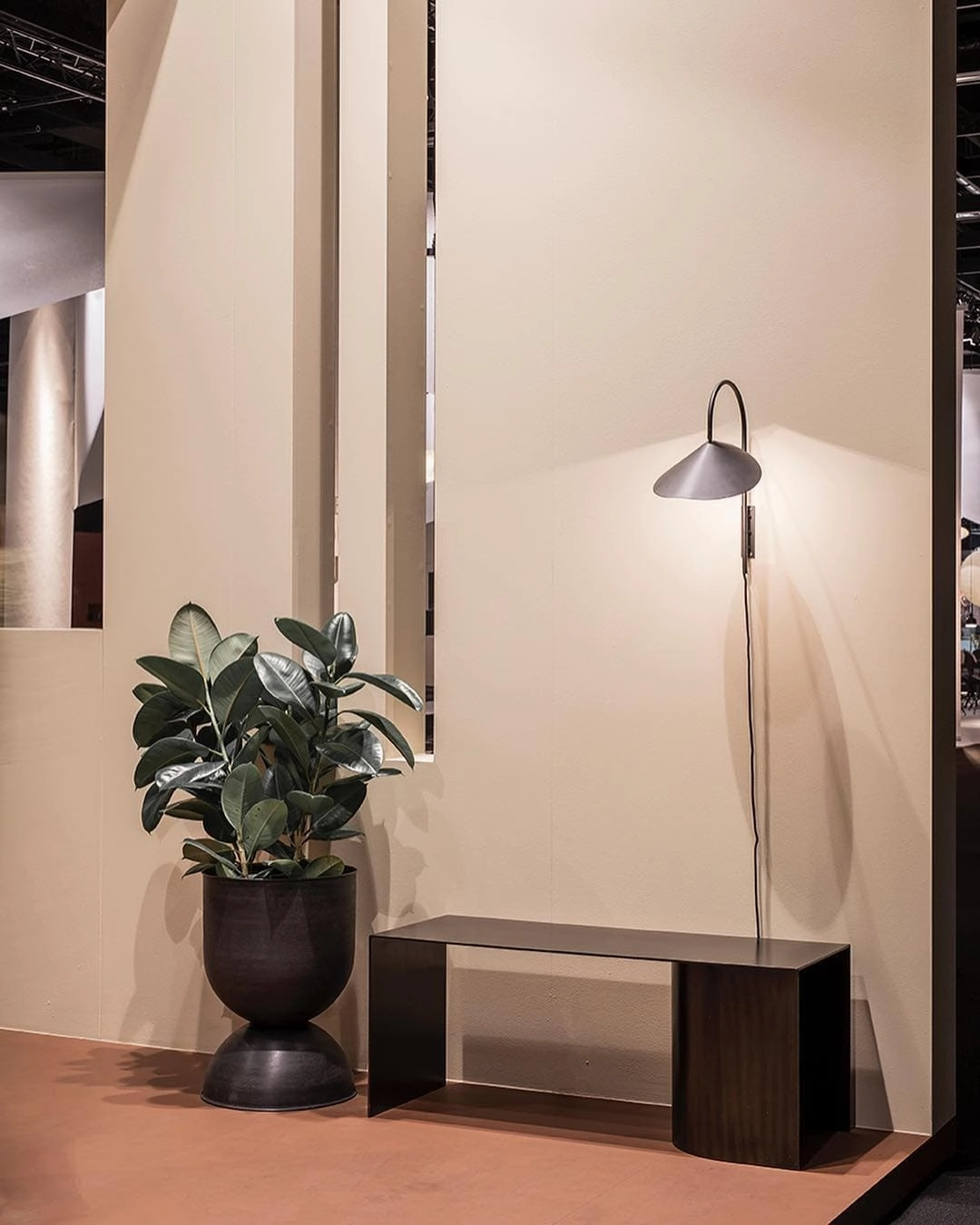 Alocasia Swivel Wall Light