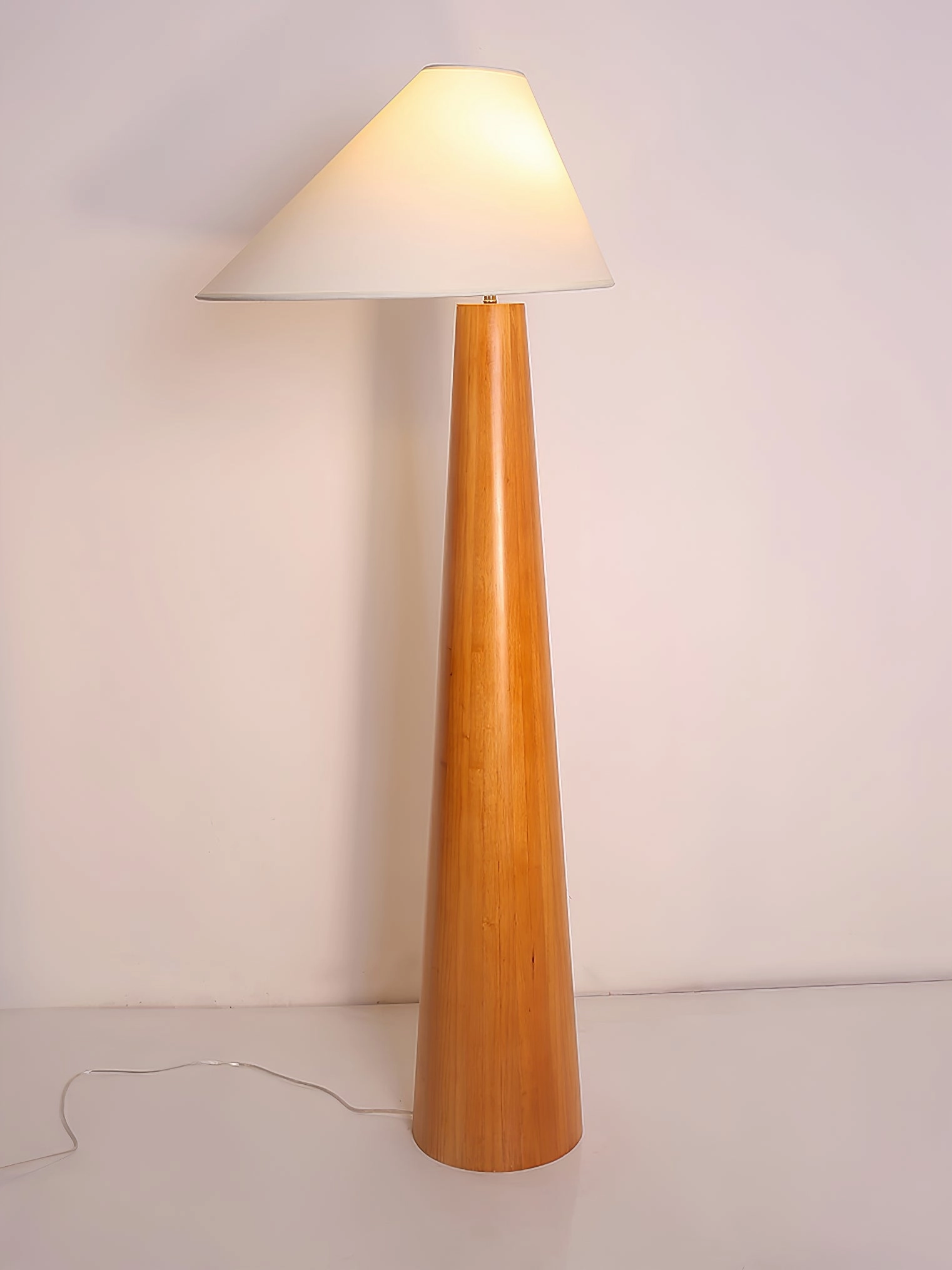 Alvin Floor Lamp