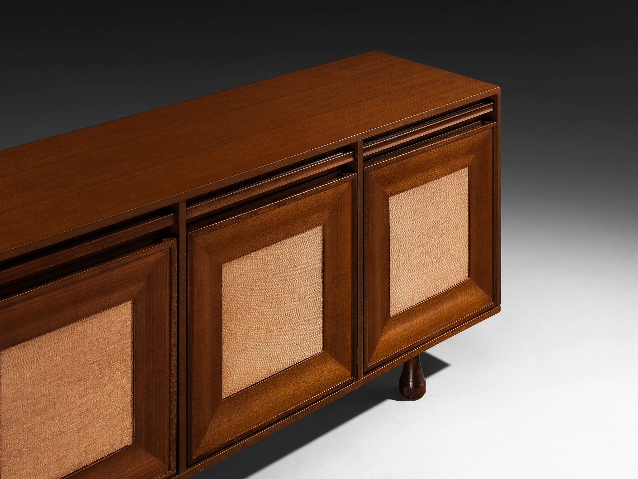 Angelo Mangiarotti for Sorgente dei Mobili Sideboard in Mahogany Grasscloth