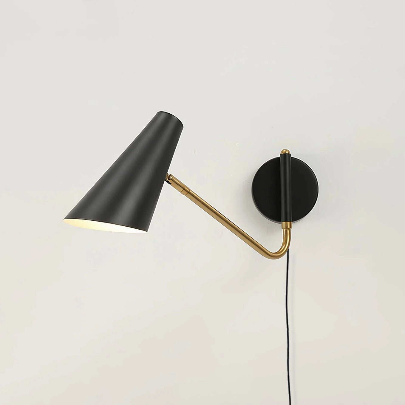 Apex Plug-in Wall Sconce