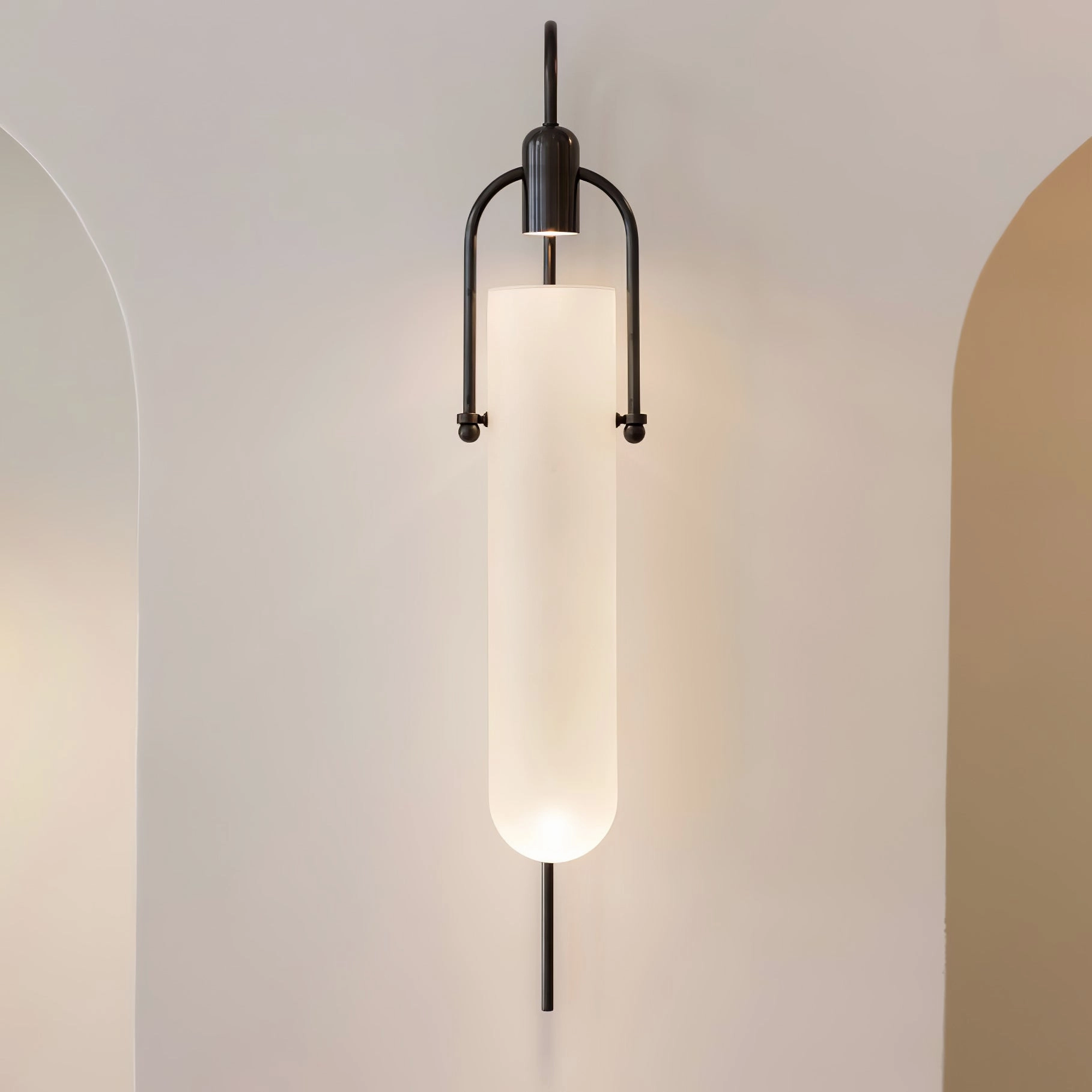 Arc Wall Lamp