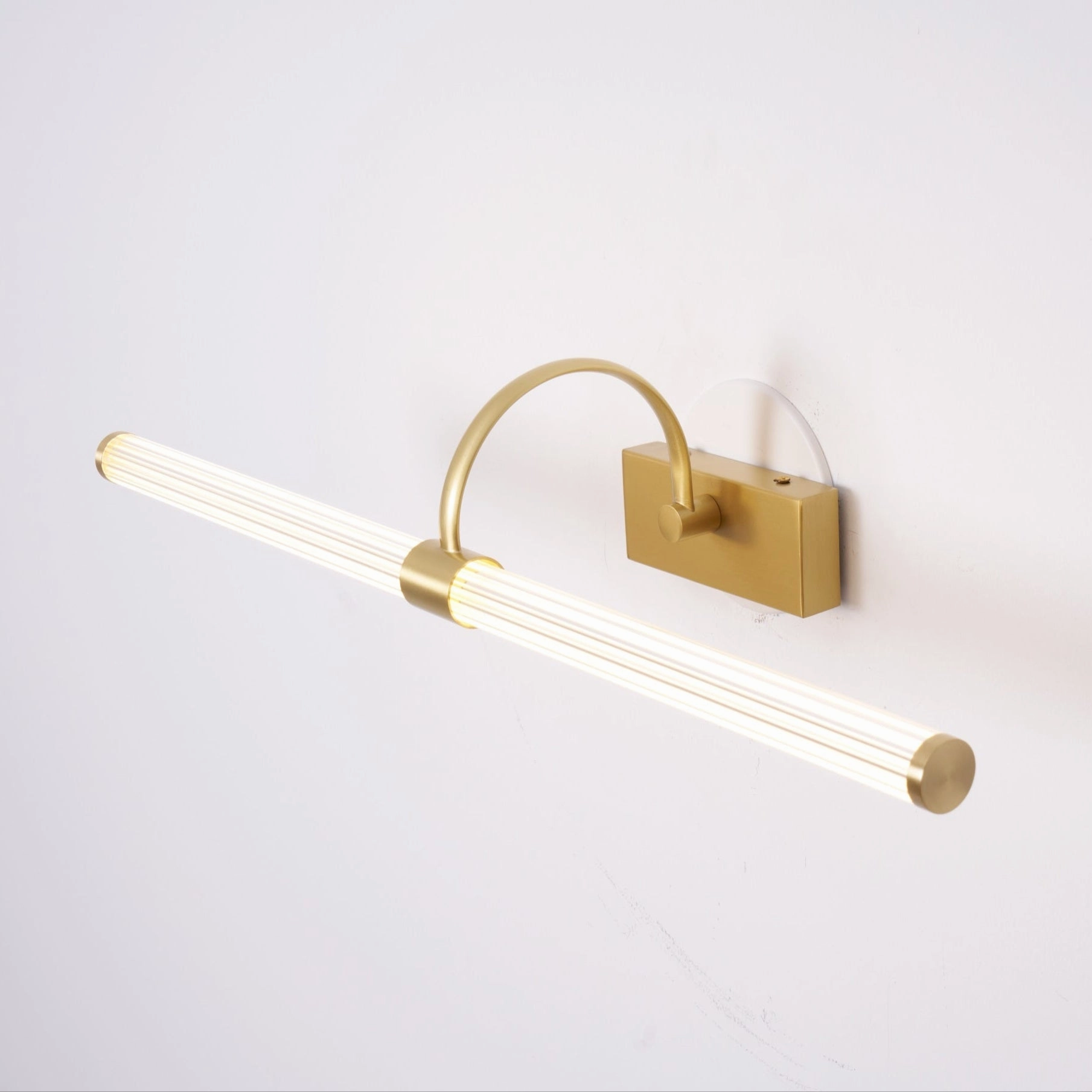 Avery Wall Light