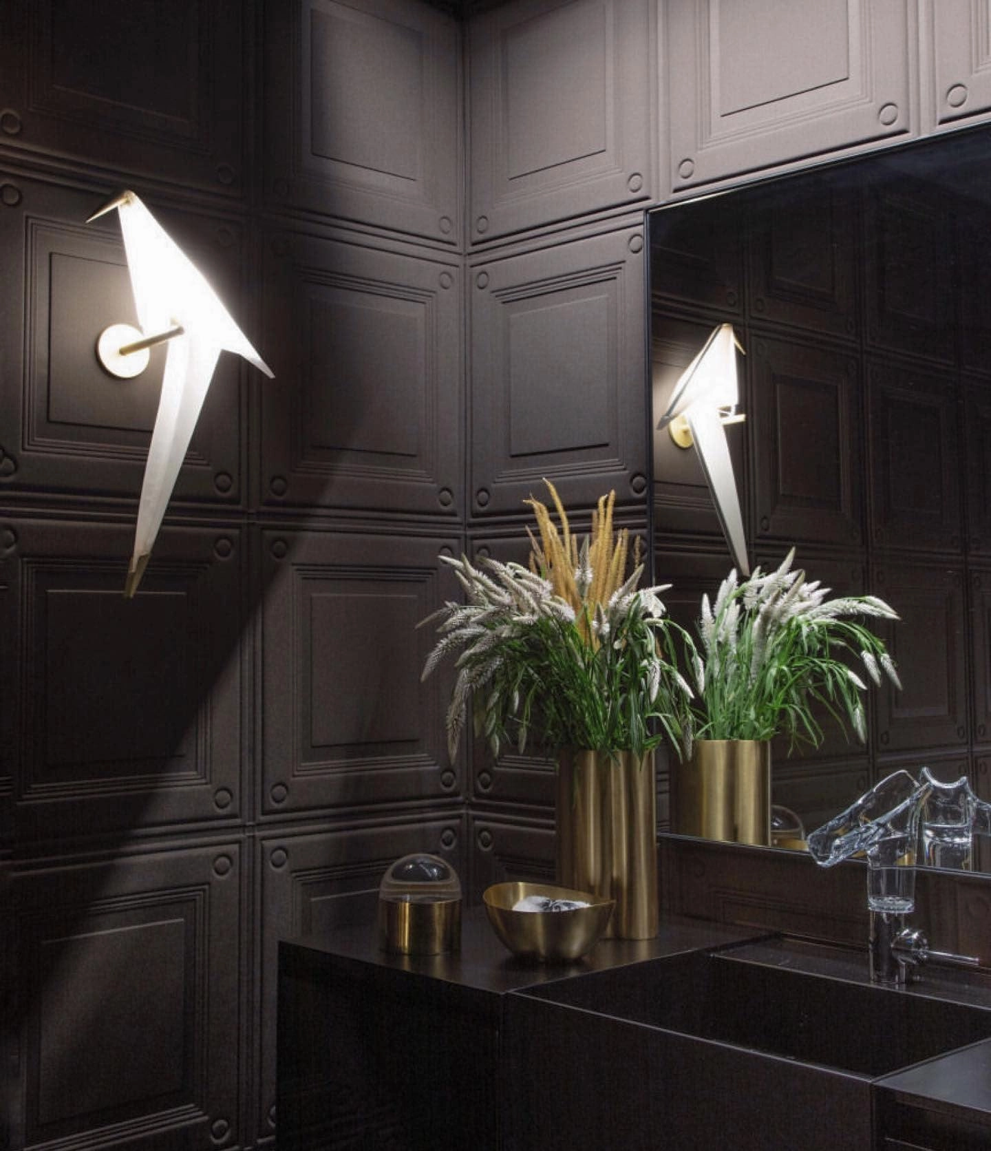 Avian Serenity Wall Lamp