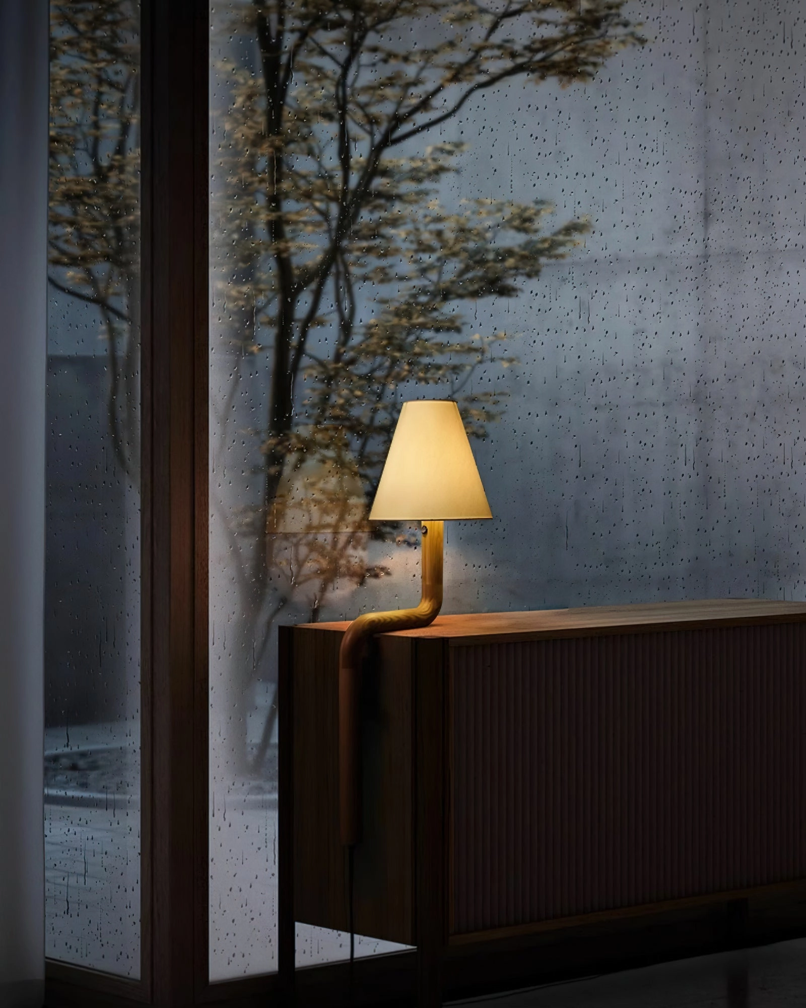 Bend Wood Table Lamp