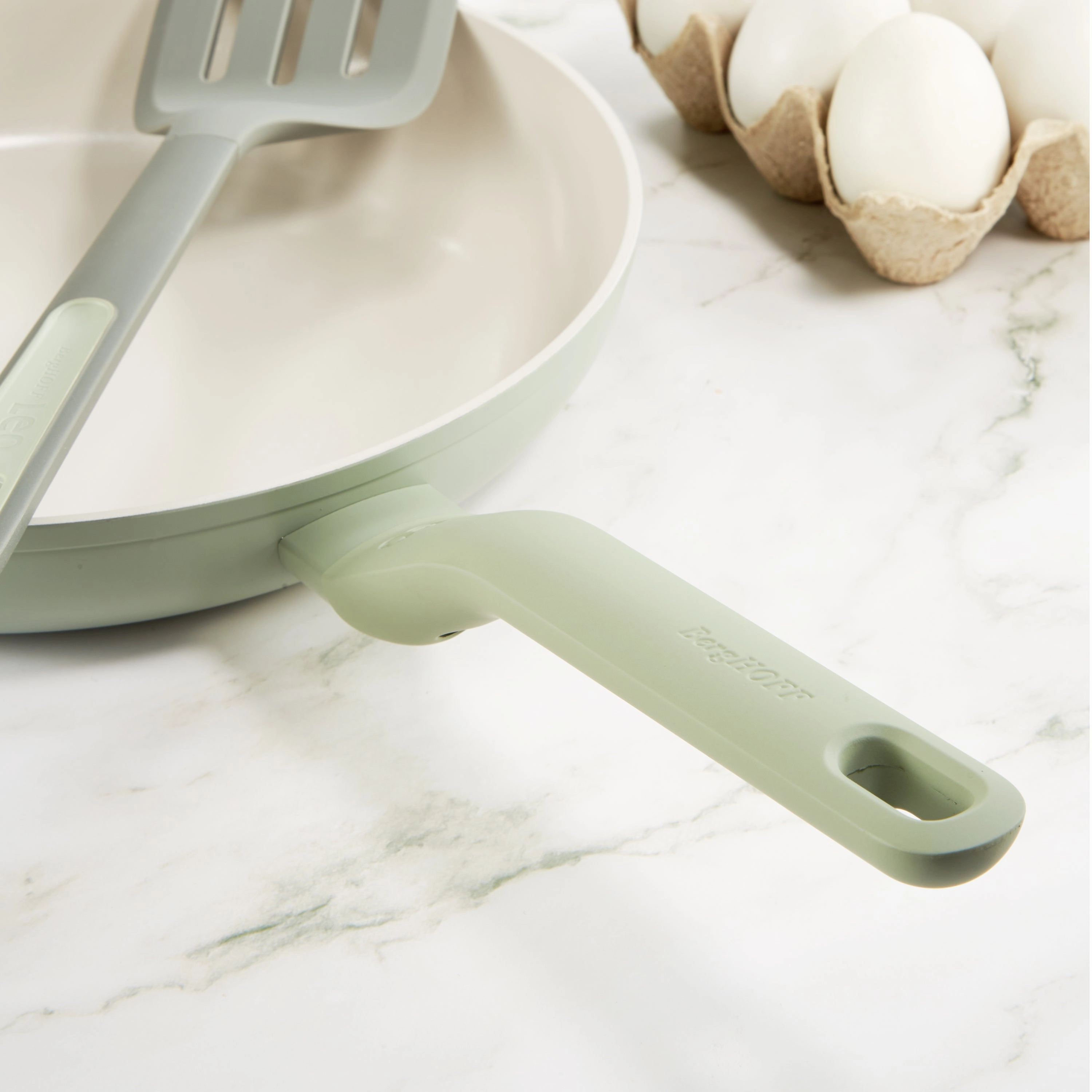 BergHOFF Balance Nonstick Ceramic Frying Pan 11", Recycled Aluminum, Sage