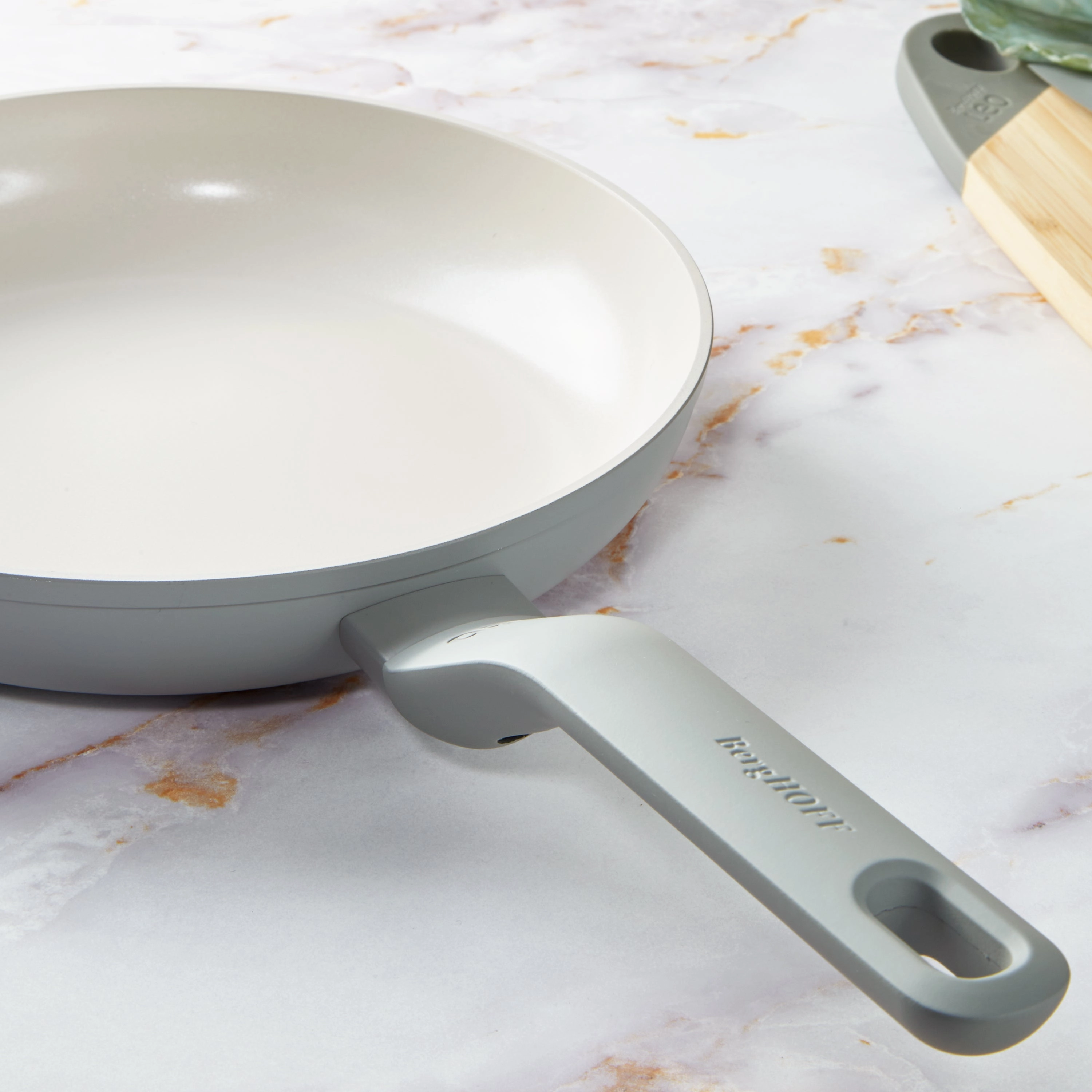 BergHOFF Balance Nonstick Ceramic Frying Pan 12.5", Recycled Aluminum, Moonmist