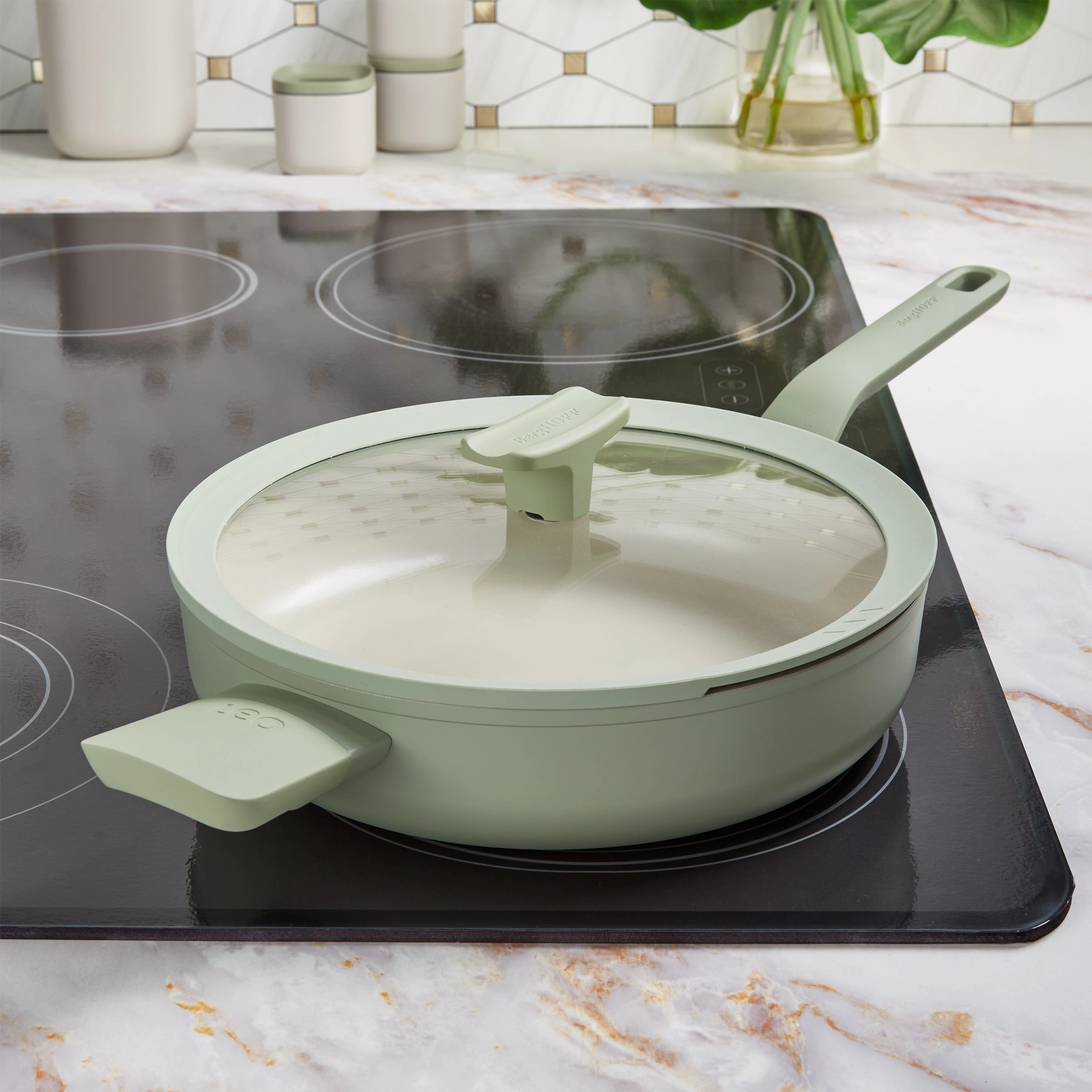 BergHOFF Balance Nonstick Ceramic Saut Pan (Long Handle) 10.25", 3.1qt. With Glass Lid, Recycled Aluminum, Sage