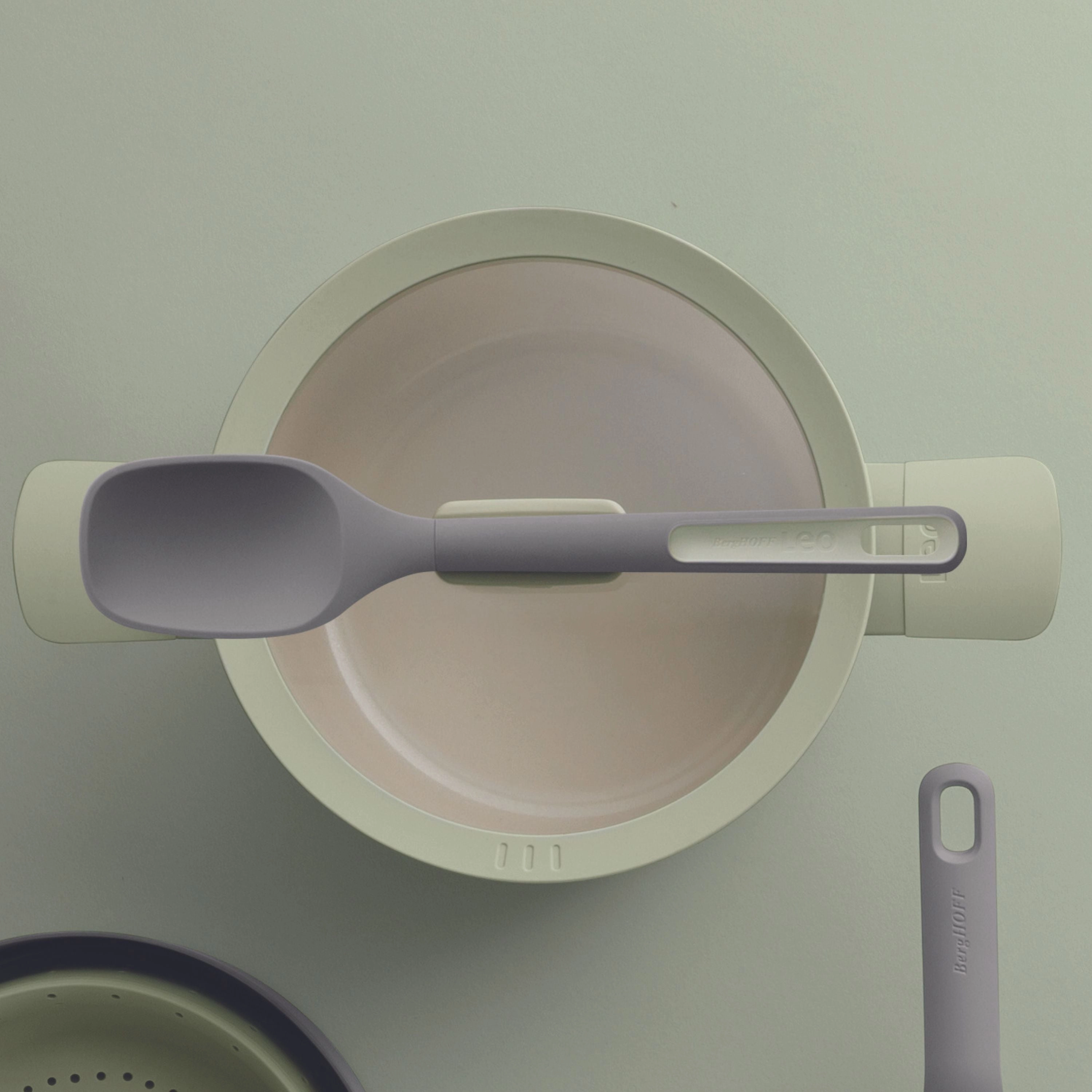 BergHOFF Balance Nonstick Ceramic Stockpot 8", 3.3qt. With Glass Lid, Recycled Aluminum, Sage