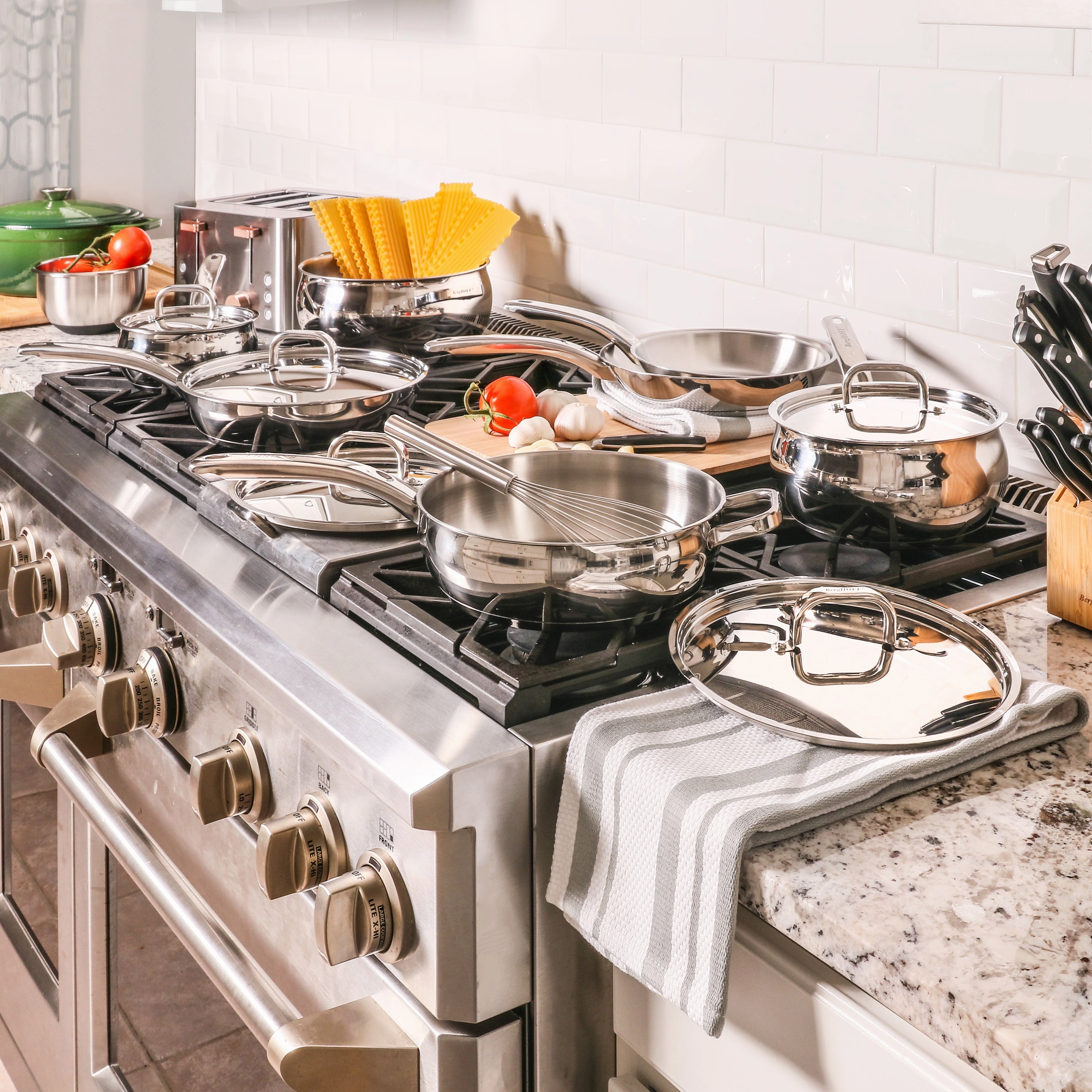 BergHOFF Belly Shape 12pc 18/10 Stainless Steel Cookware Set, SS Lids