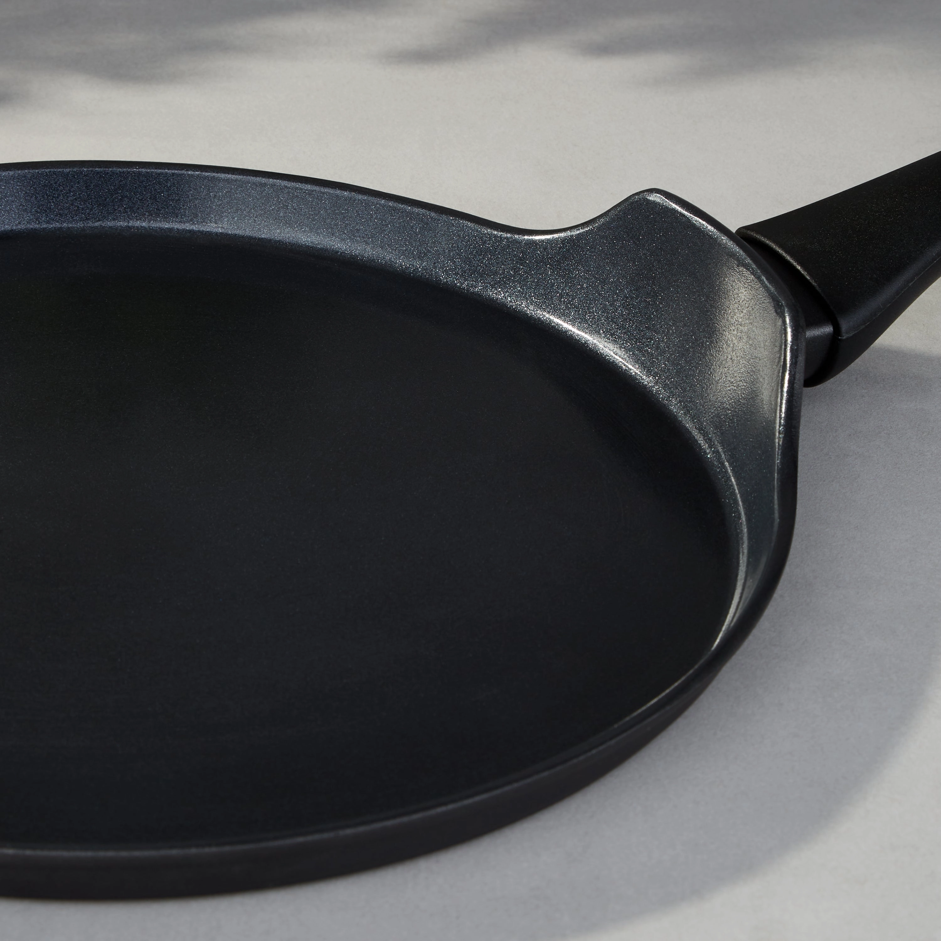BergHOFF DiNA Helix Nonstick Ceramic Pancake Pan 11", Recycled Aluminum