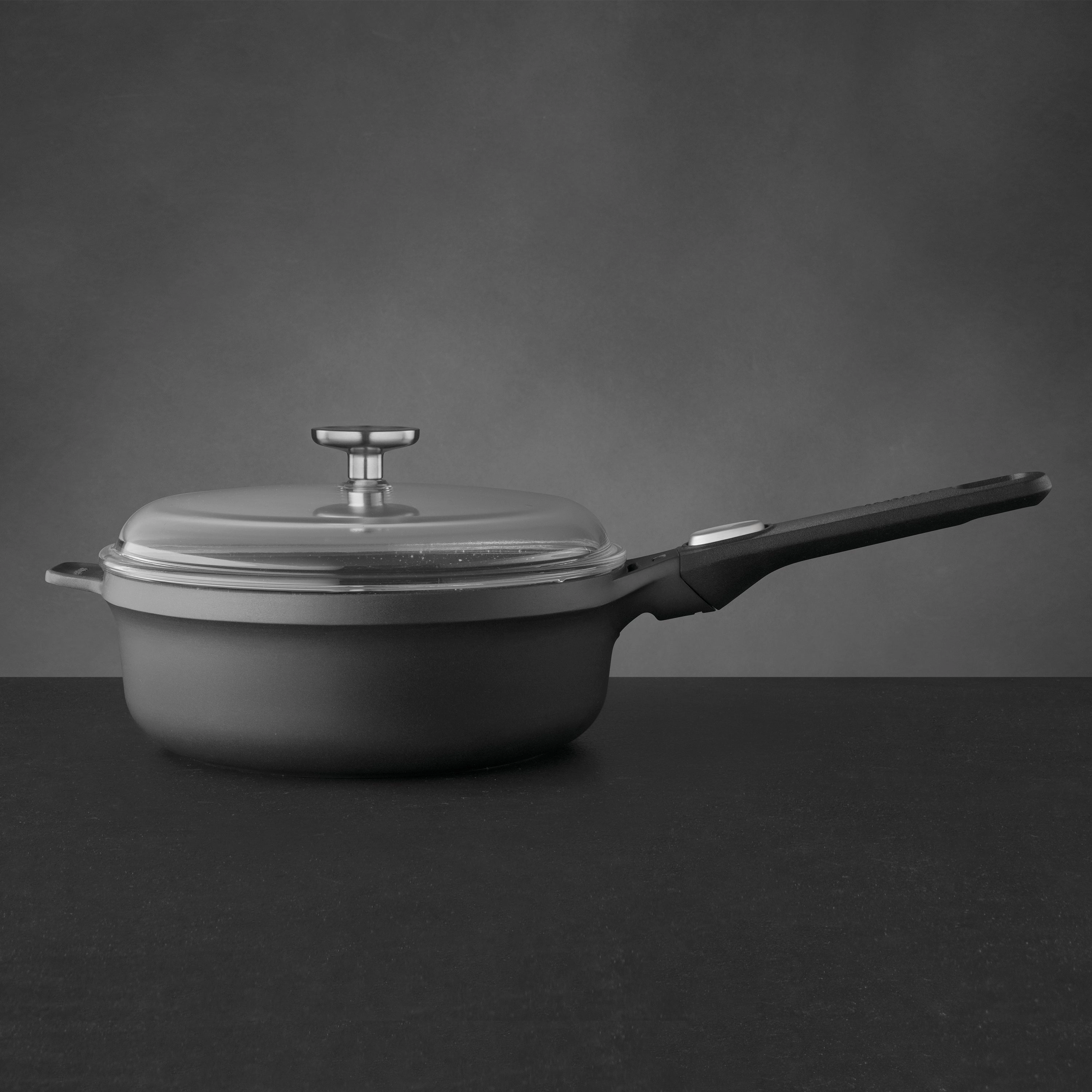 BergHOFF GEM 10" Non-stick Covered Saute Pan 3.4Qt., Black