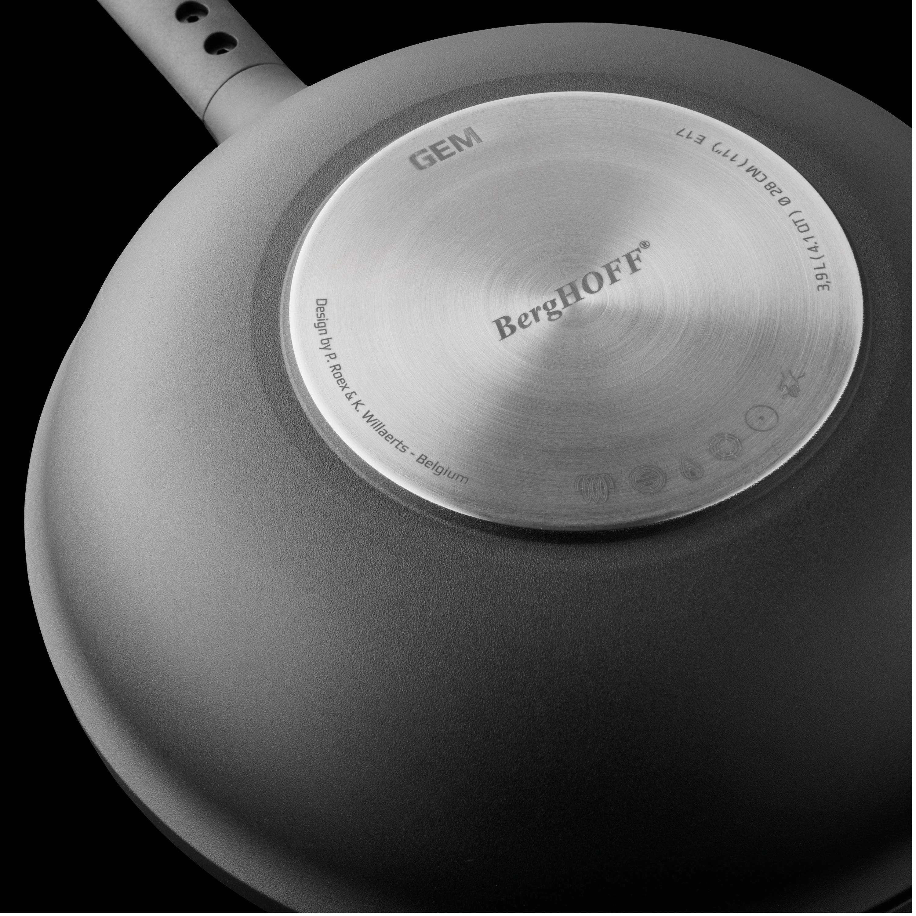BergHOFF GEM 11" Non-stick Stir Fry Pan 4.1Qt., Black