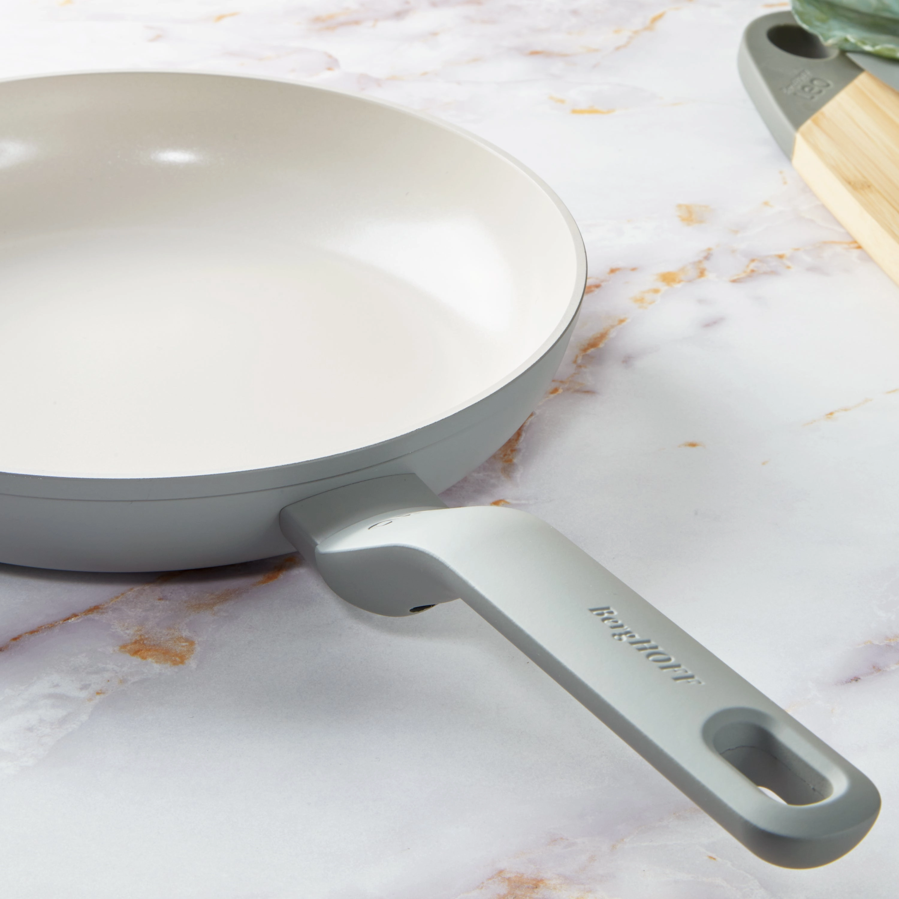 BergHOFF Leo Balance 5Pc Nonstick Ceramic Frying Pan Set with Turner