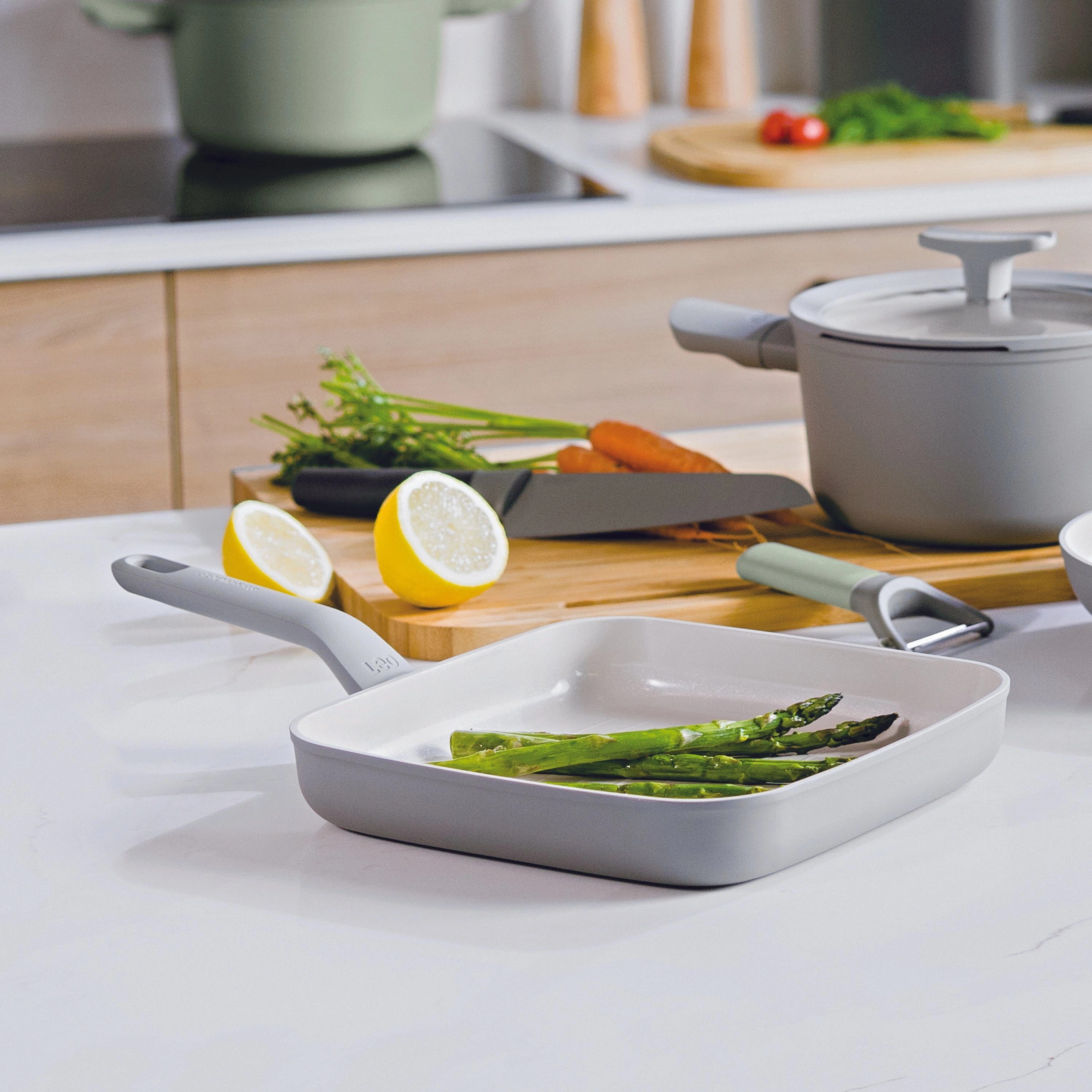 BergHOFF Leo Balance 5Pc Nonstick Ceramic Frying Pan Set with Turner
