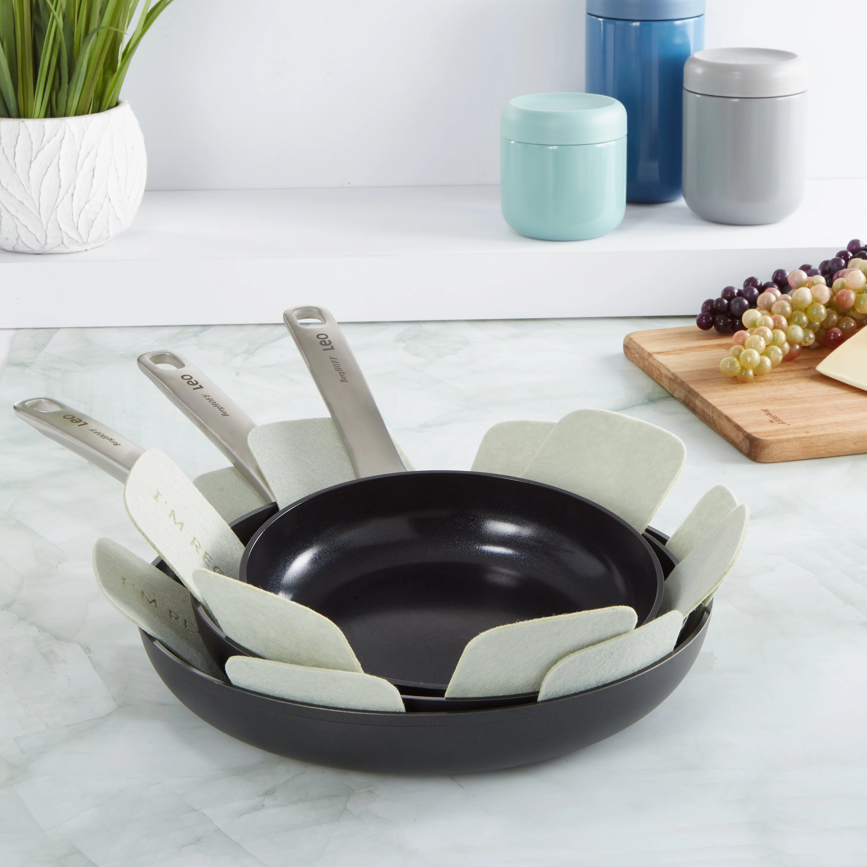 BergHOFF Leo Graphite 3Pc Nonstick Ceramic Frying Pan Set