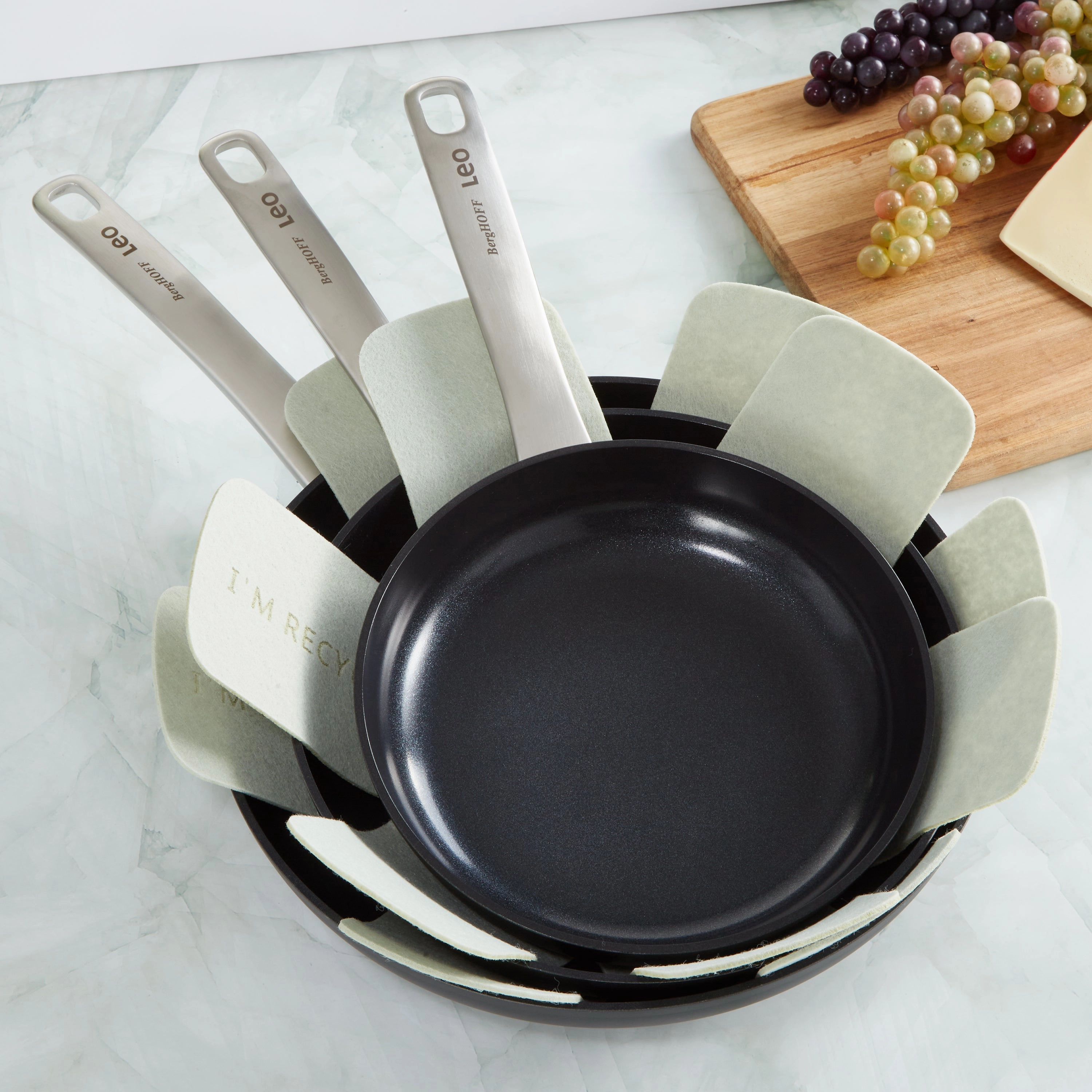 BergHOFF Leo Graphite Nonstick Ceramic Frying Pan 11", Sustainable Recycled Material