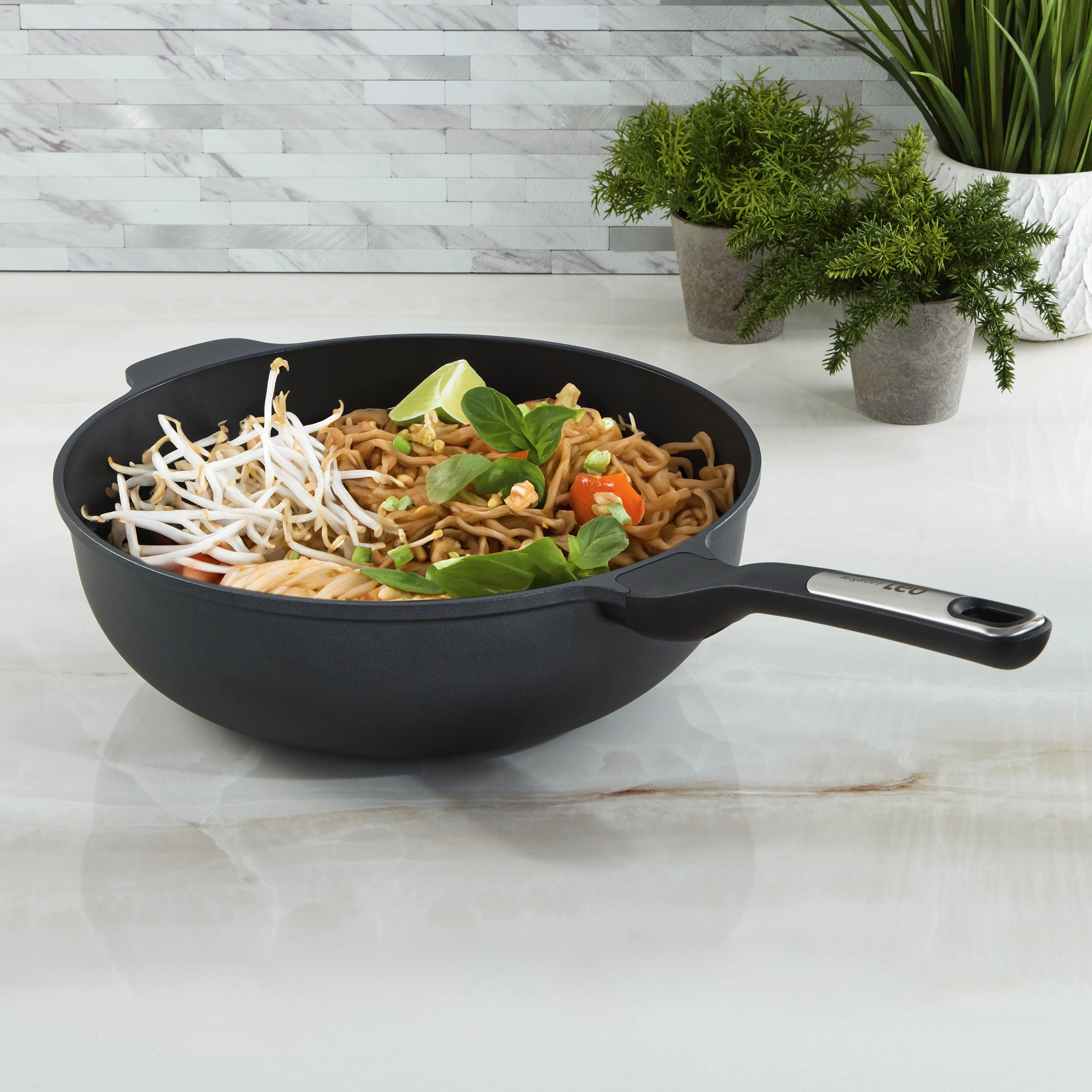 BergHOFF Leo Phantom 2pc Nonstick Ceramic Stir Fry Cookware Set, Recycled