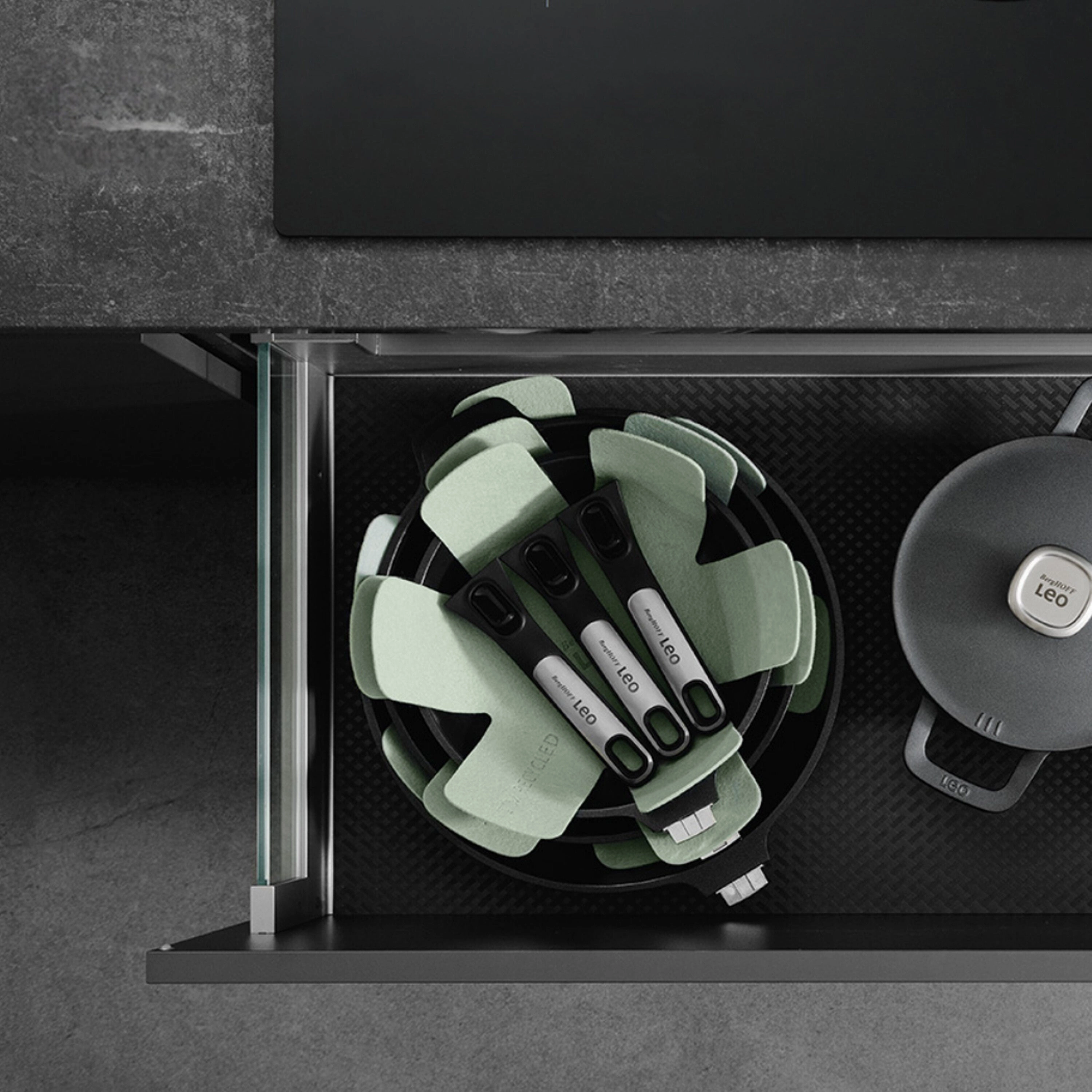 BergHOFF Leo Phantom 2pc Nonstick Ceramic Stir Fry Cookware Set, Recycled