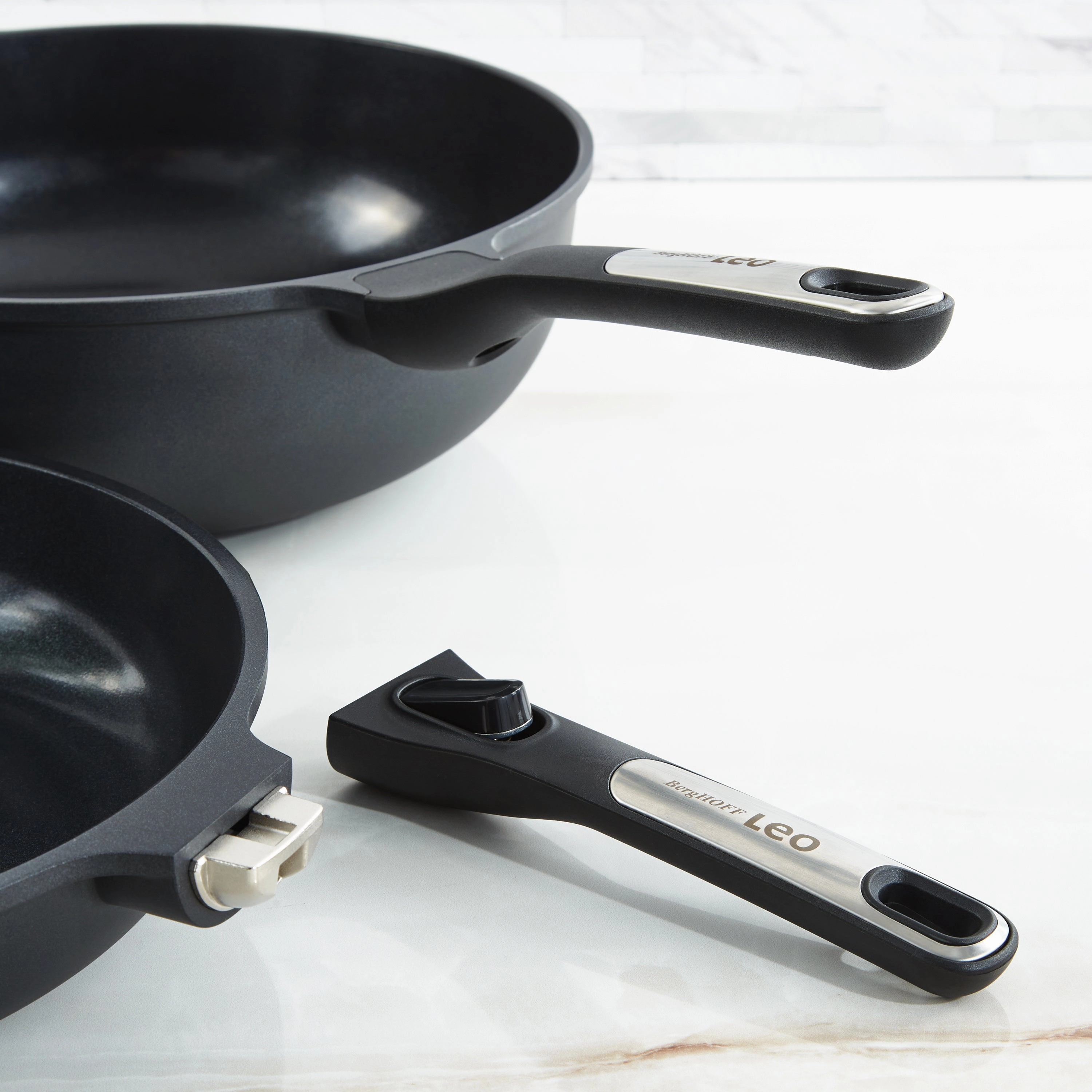 BergHOFF Leo Phantom 2pc Nonstick Ceramic Stir Fry Cookware Set, Recycled