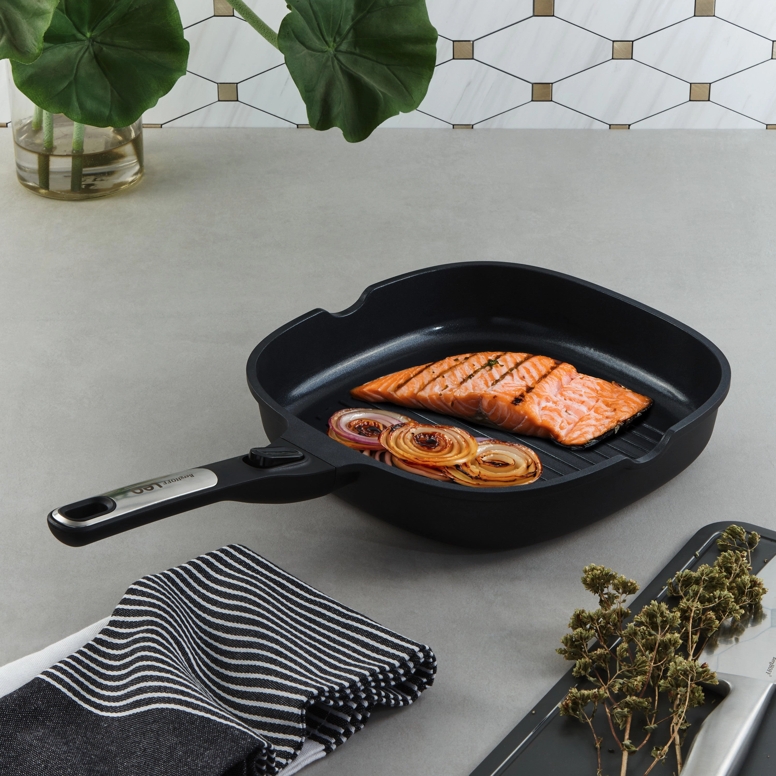BergHOFF Leo Phantom 3pc Nonstick Ceramic Specialty Cookware Set, Recycled