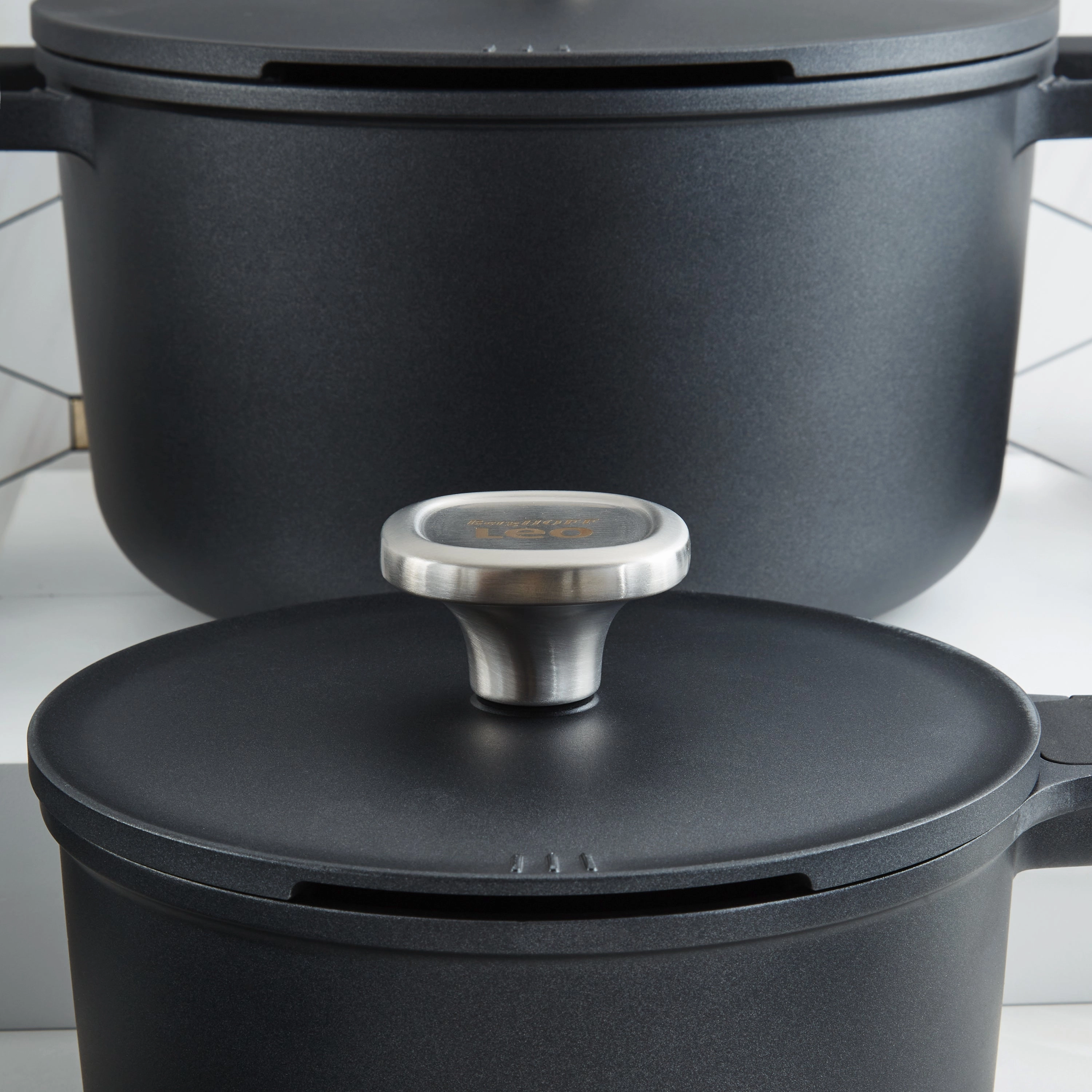 BergHOFF Leo Phantom 8pc Nonstick Ceramic Cookware Set, Recycled