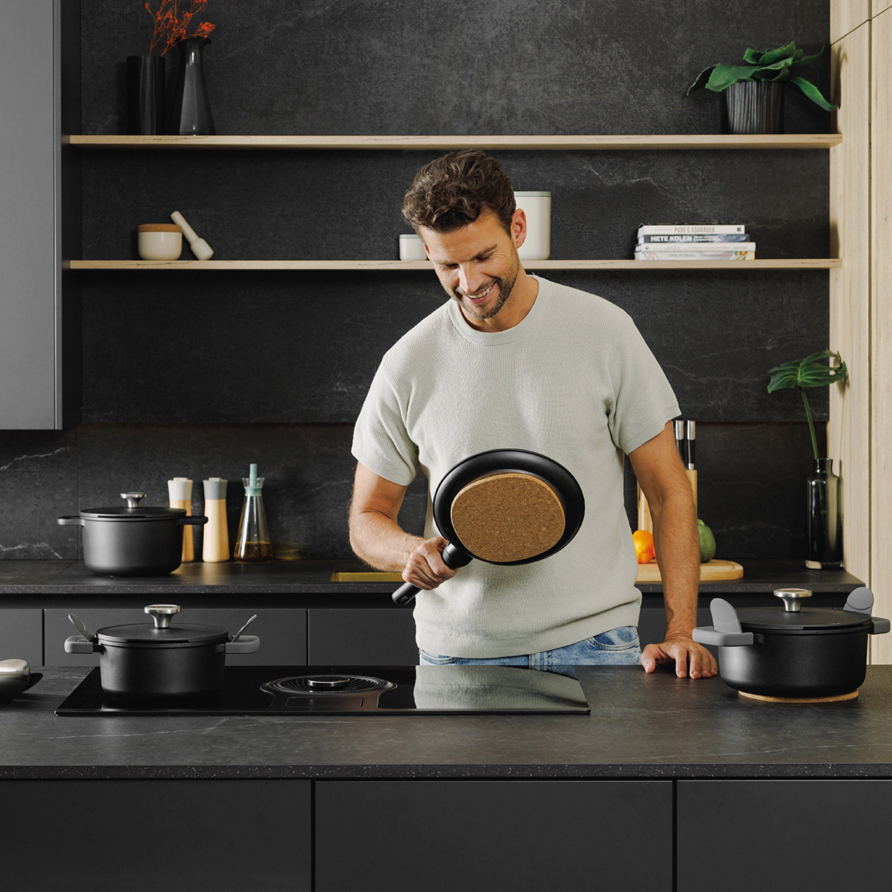 BergHOFF Leo Phantom Nonstick Ceramic 10" Pancake Pan, Recycled