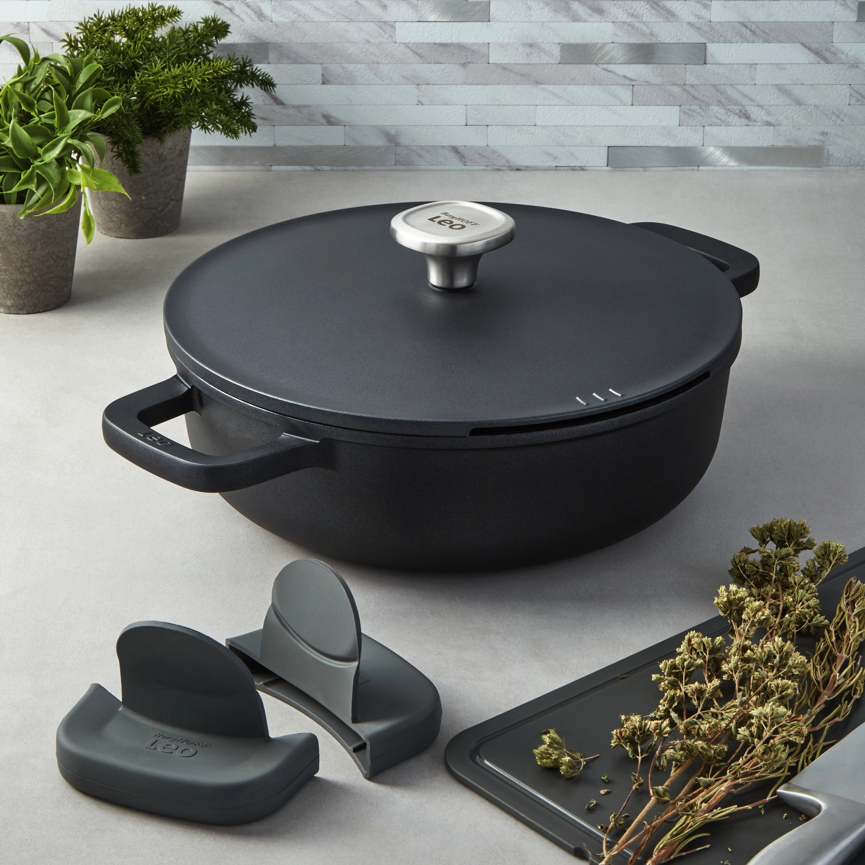 BergHOFF Leo Phantom Nonstick Ceramic 11" Saute Pan 5qt., Recycled cookware set,cooking pots,kitchen cookware