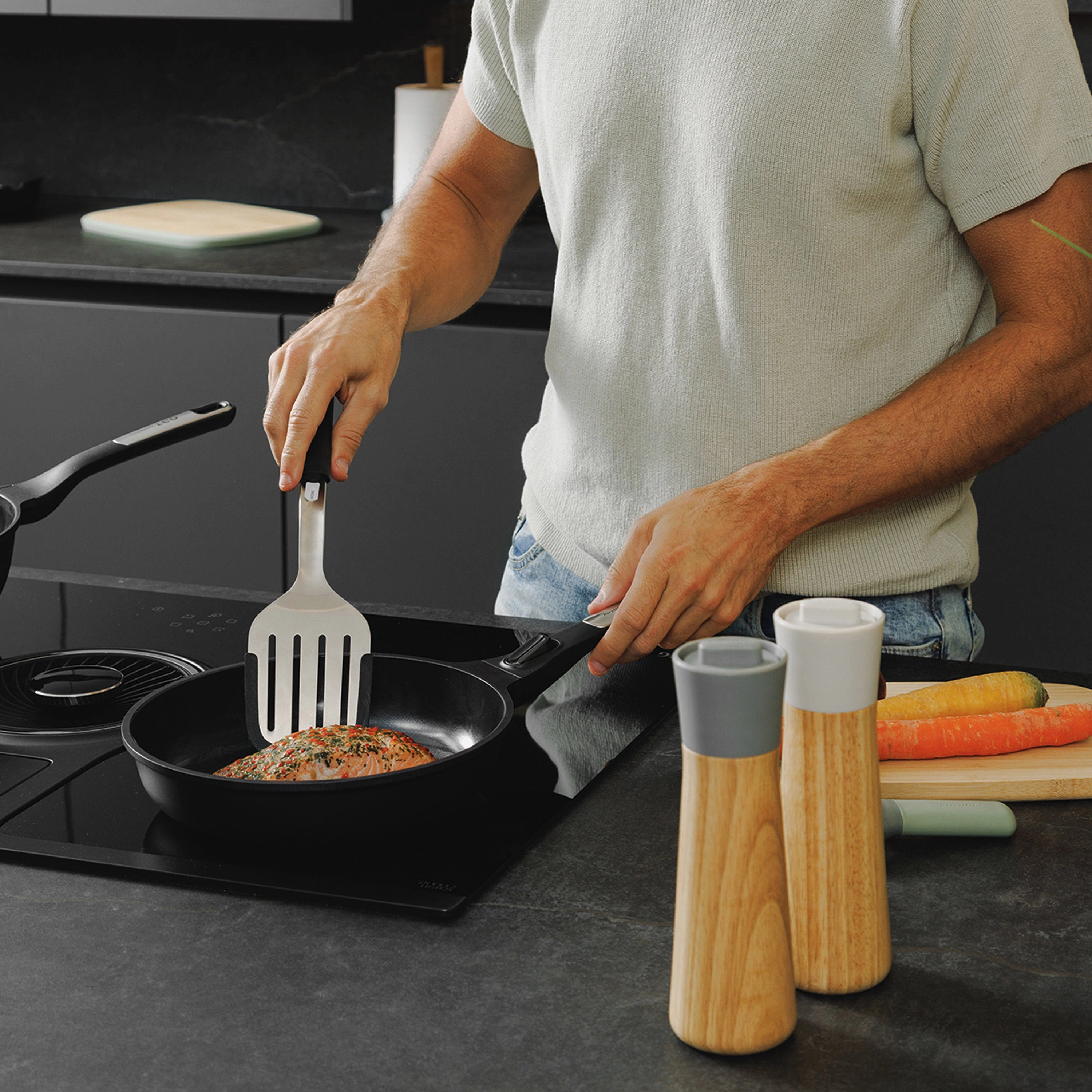 BergHOFF Leo Phantom Nonstick Ceramic 9.5" Frying Pan, Recycled