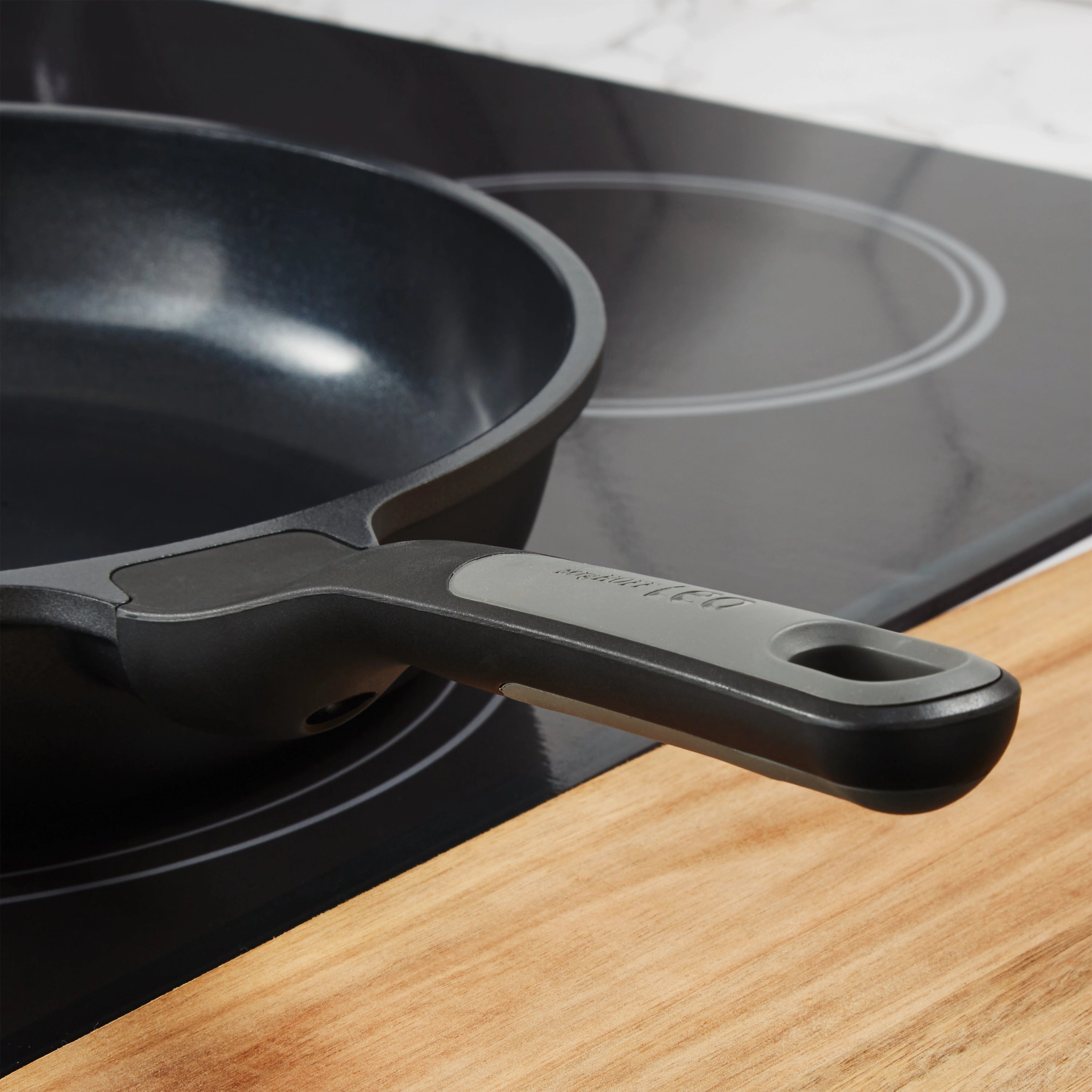 BergHOFF Leo Stone  2pc Nonstick Ceramic Fry Pan Set, Recycled