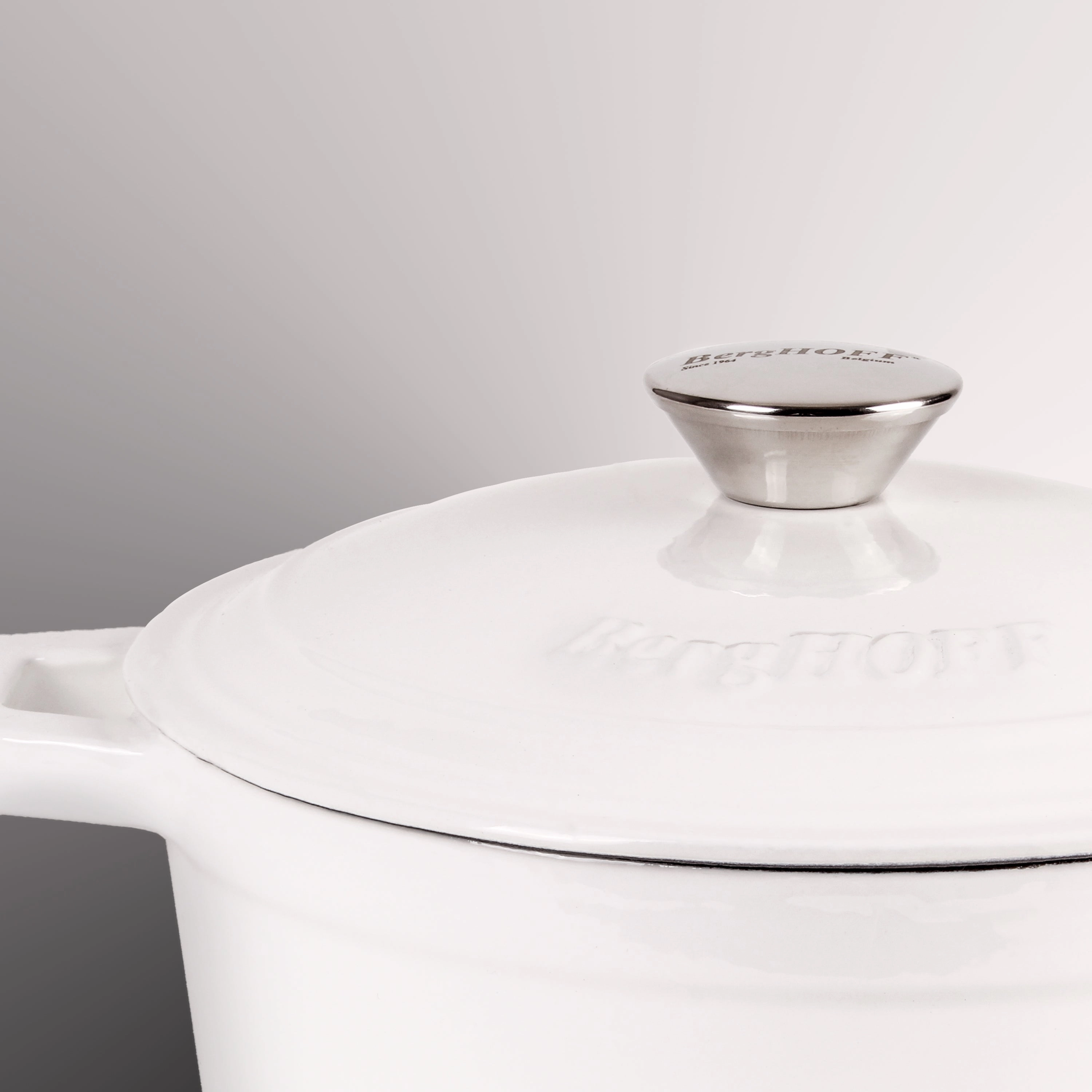 BergHOFF Neo Cast Iron 3qt. Round Dutch Oven 8" with Lid, White