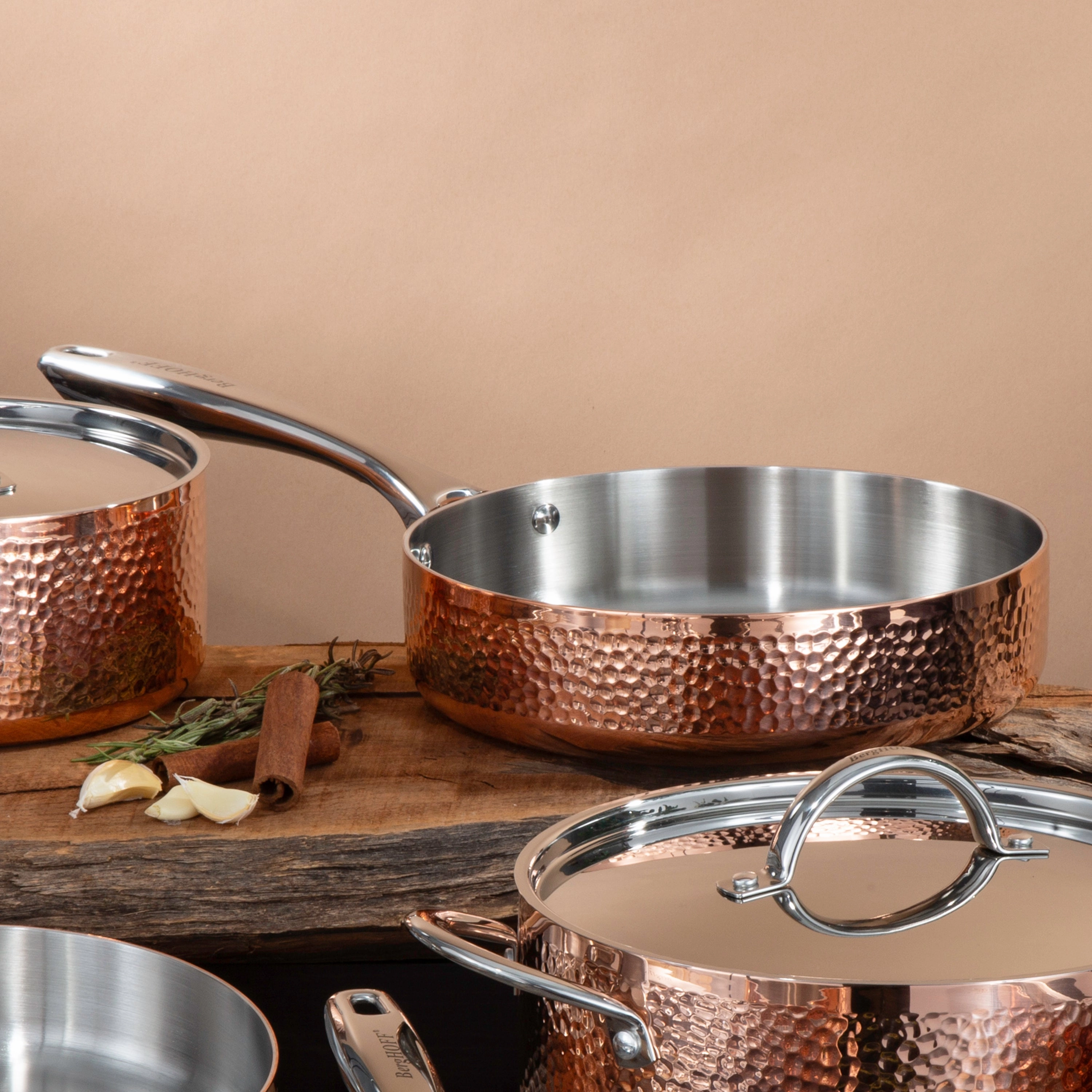 BergHOFF Vintage Tri-Ply Copper 9.5" Deep Skillet, Hammered