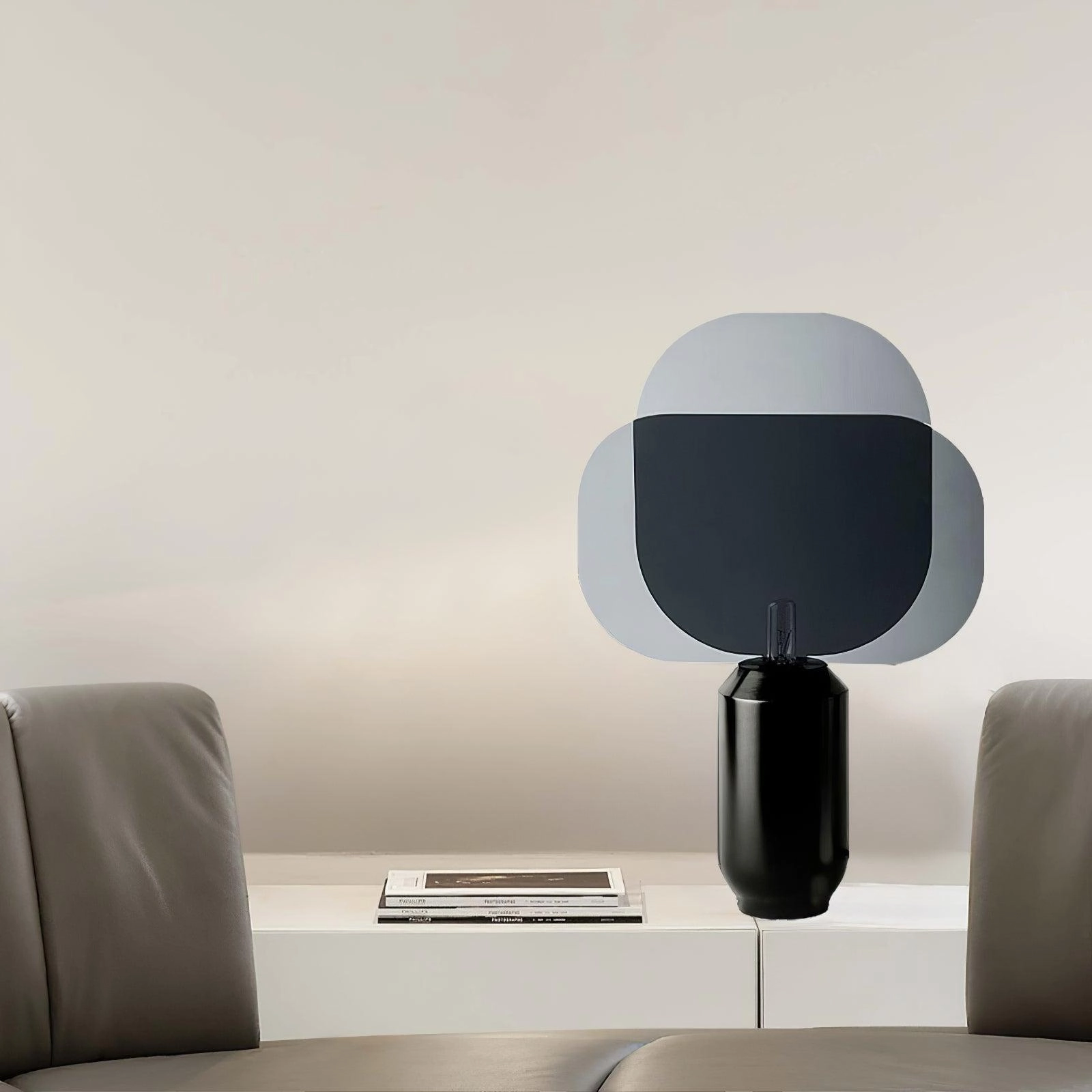 Bery Table Lamp