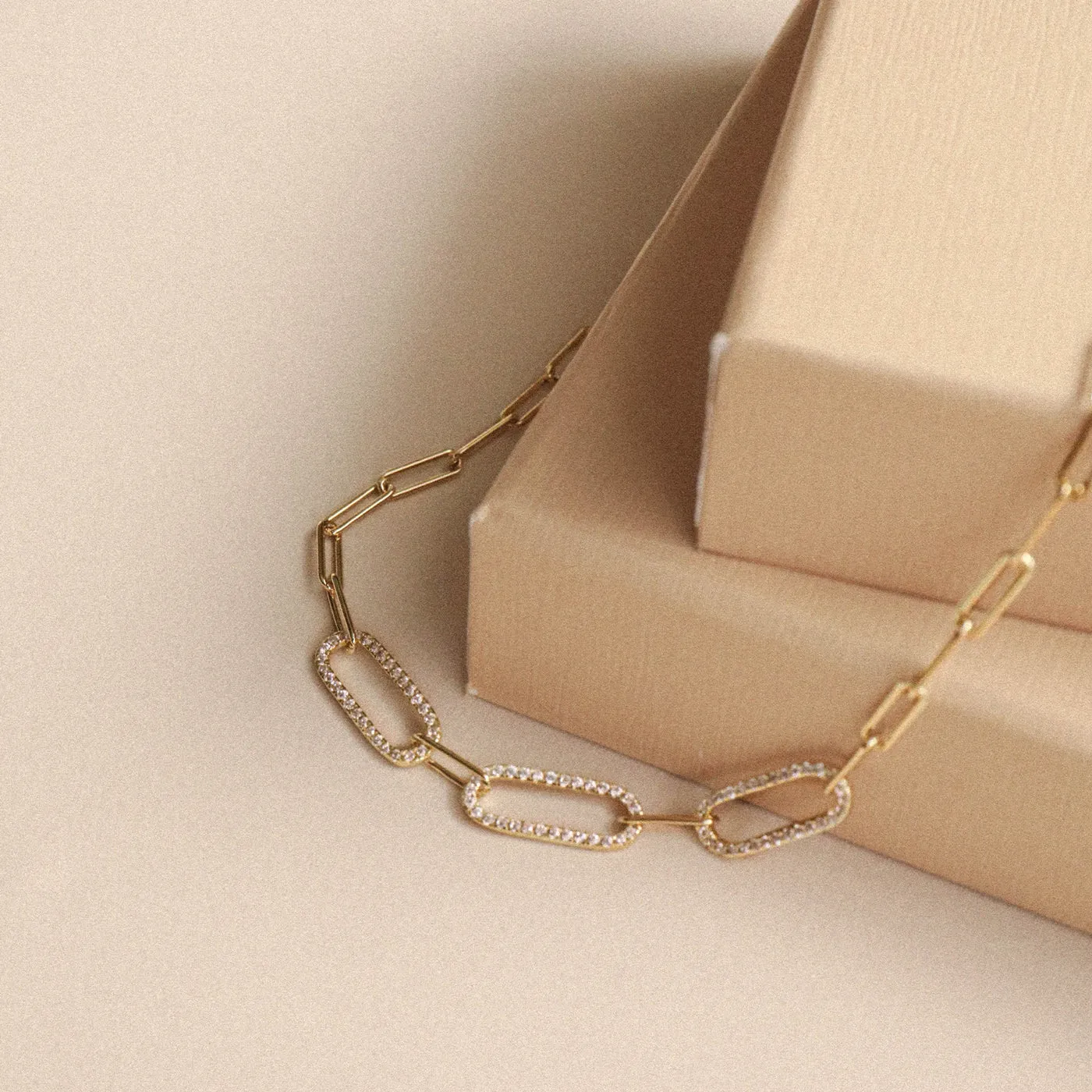 Bianc Illuminate Necklace Gold Shoes_Bianc-Jewellery