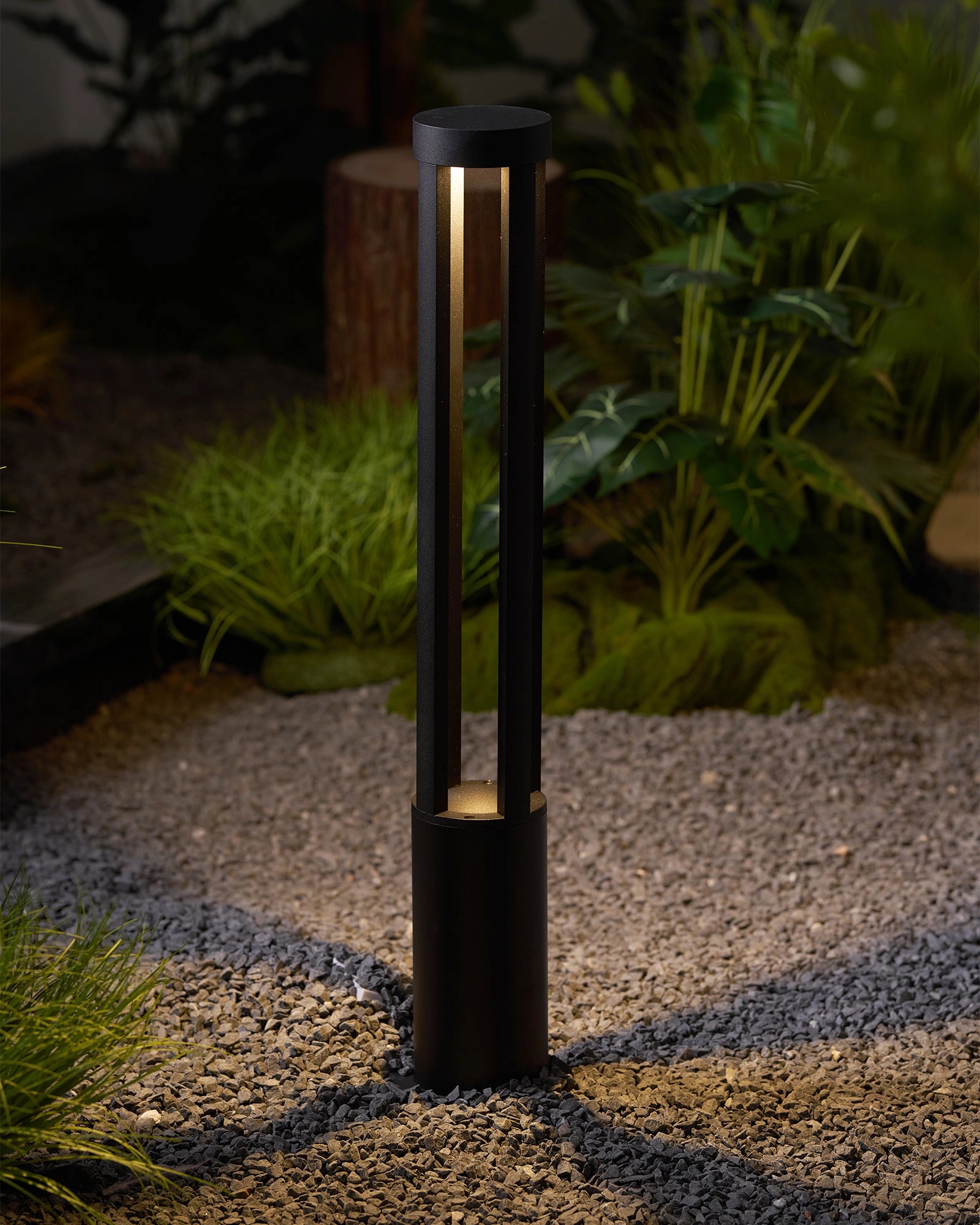 Black Cylindrical Garden Outdoor Light