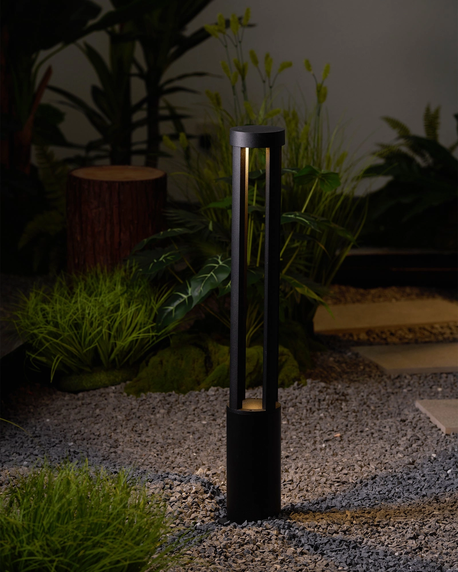 Black Cylindrical Garden Outdoor Light