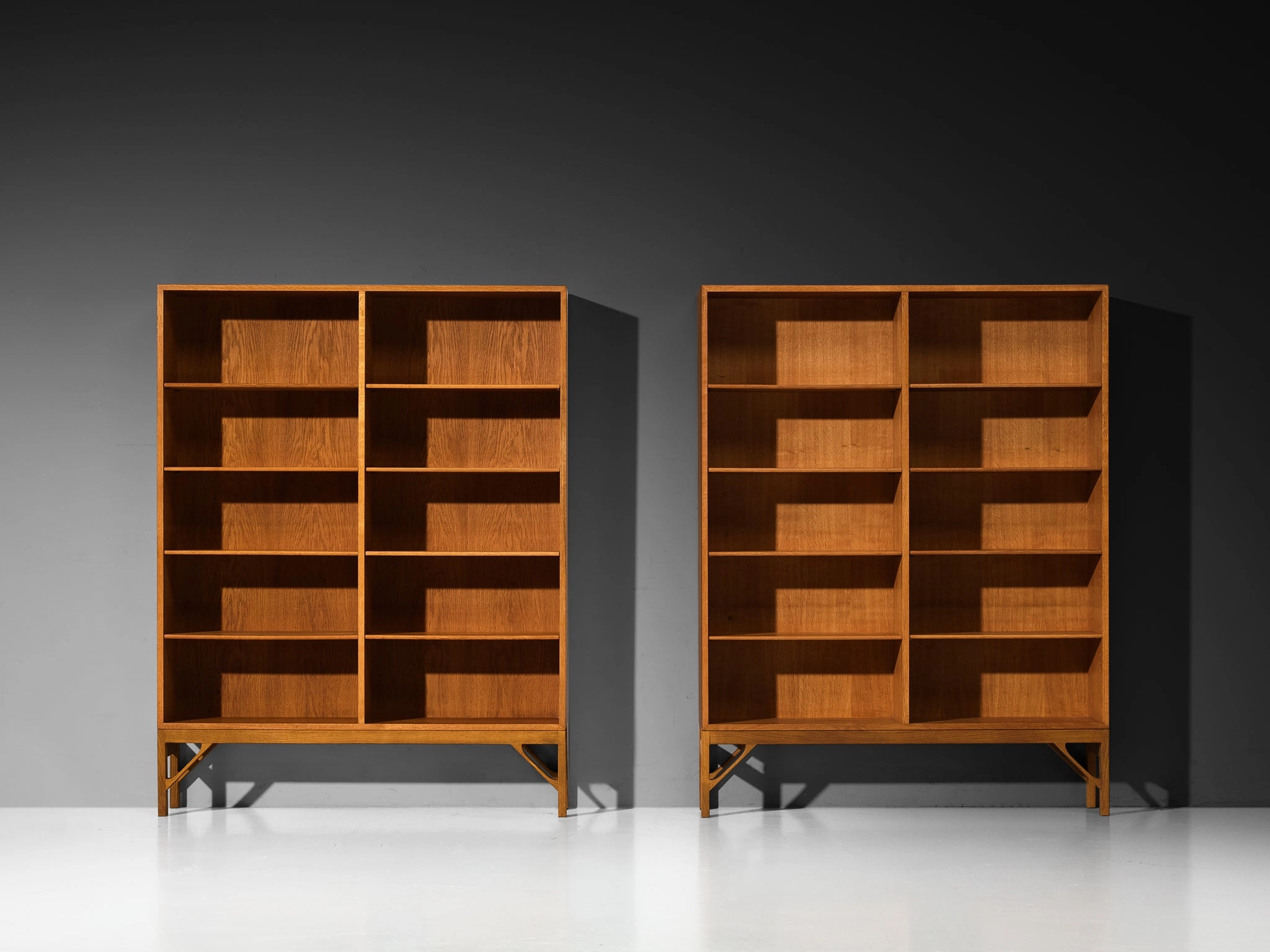 Brge Mogensen Bookcases in Oak with Open Shelving