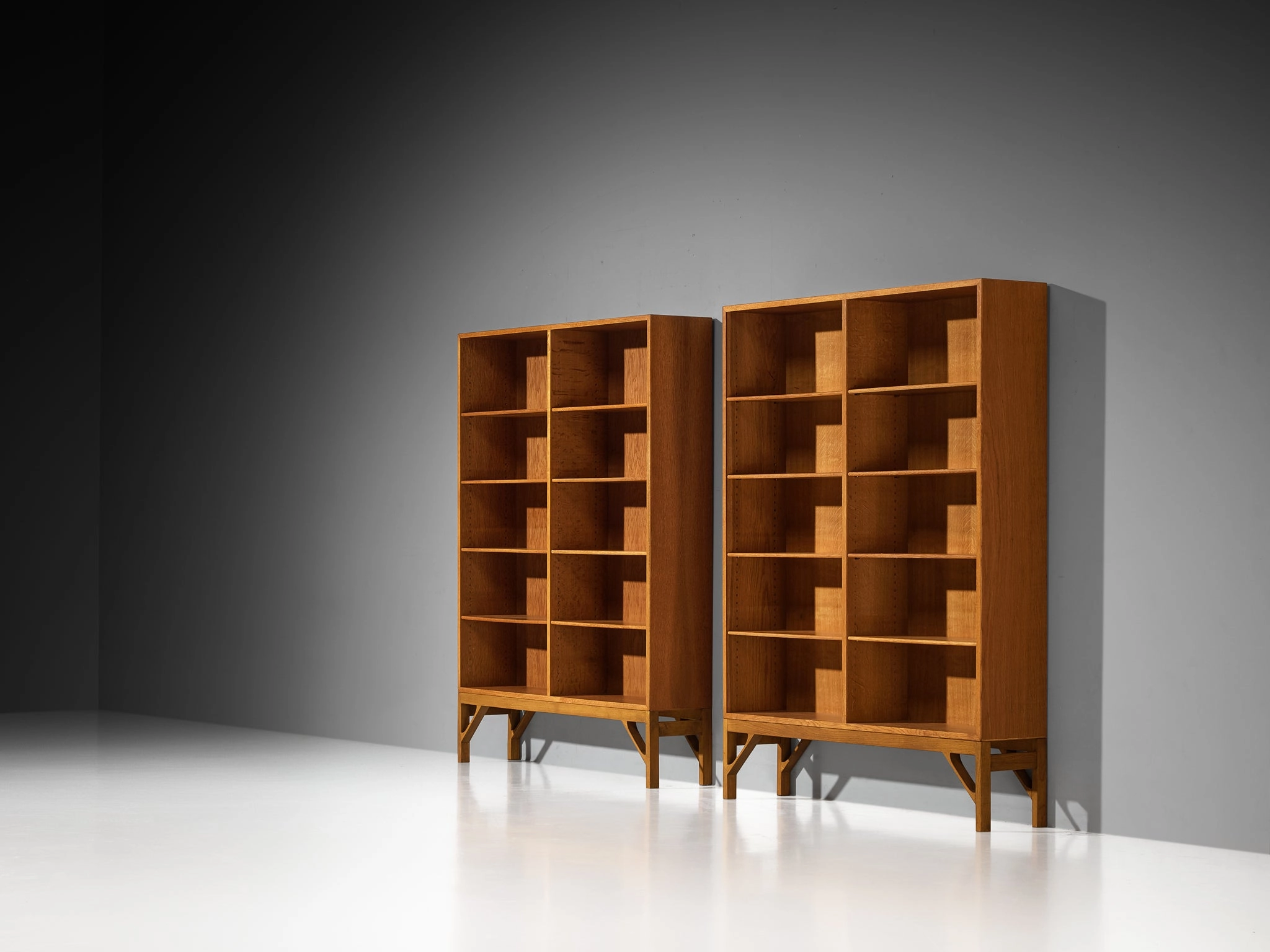 Brge Mogensen Bookcases in Oak with Open Shelving