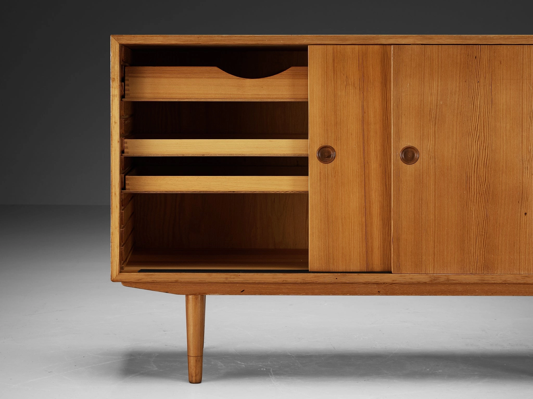 Brge Mogensen for Karl Andersson 'resund' in Oregon Pine
