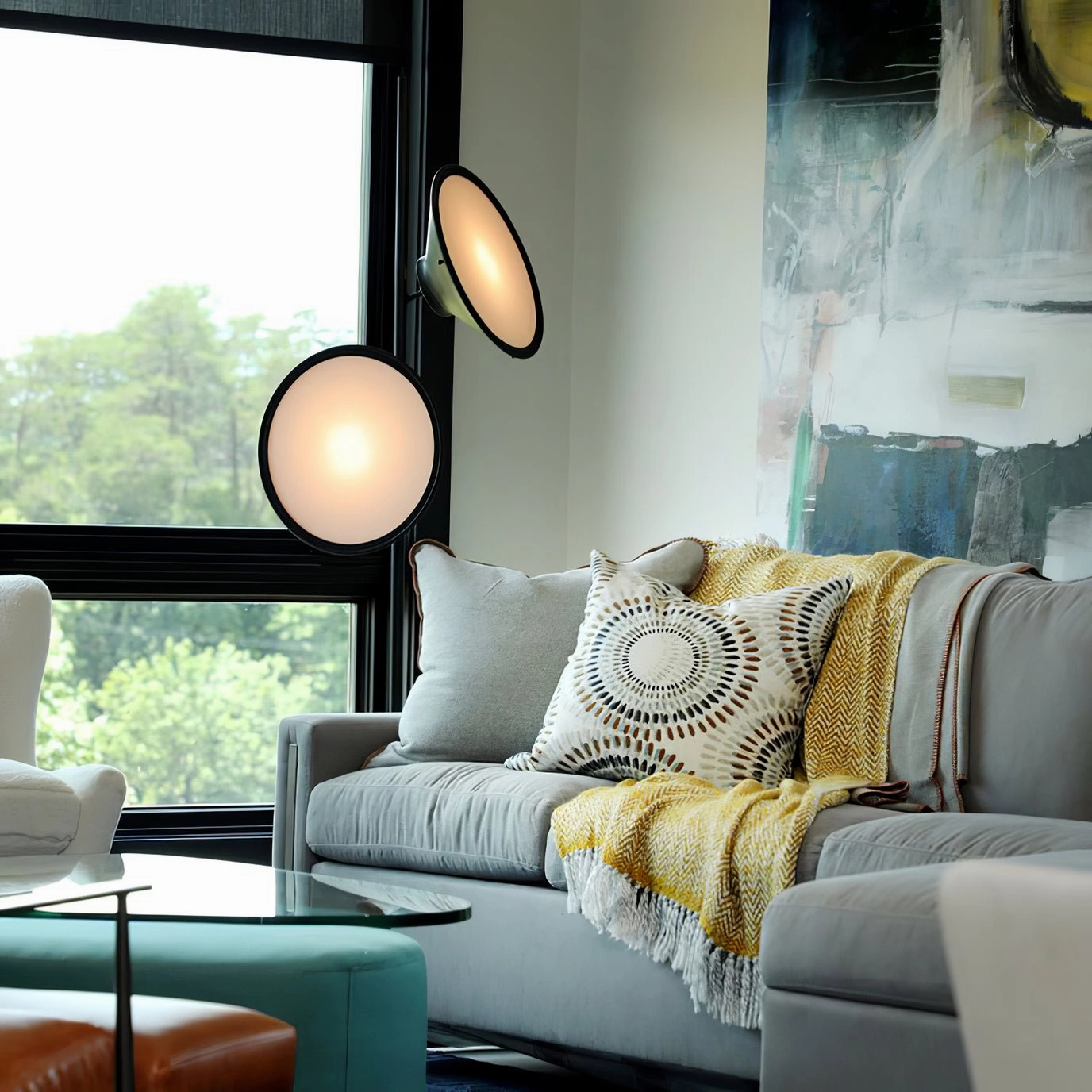 Bulat Floor Lamp