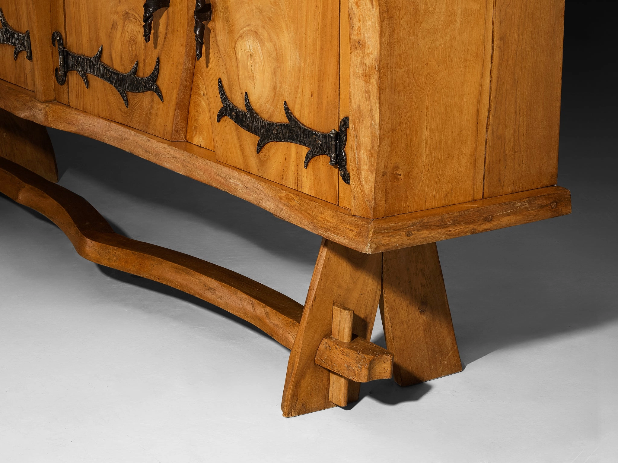 Charles Flandres Sideboard in Solid Elm and Wrought Iron