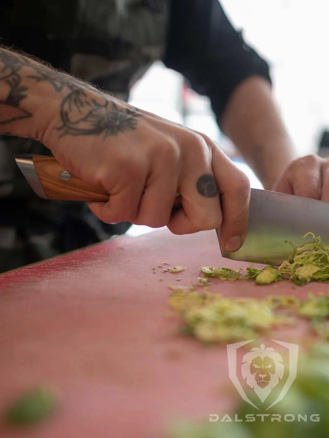 Chef Knife 8" | Olive Wood Handle | Gladiator Series | Dalstrong 