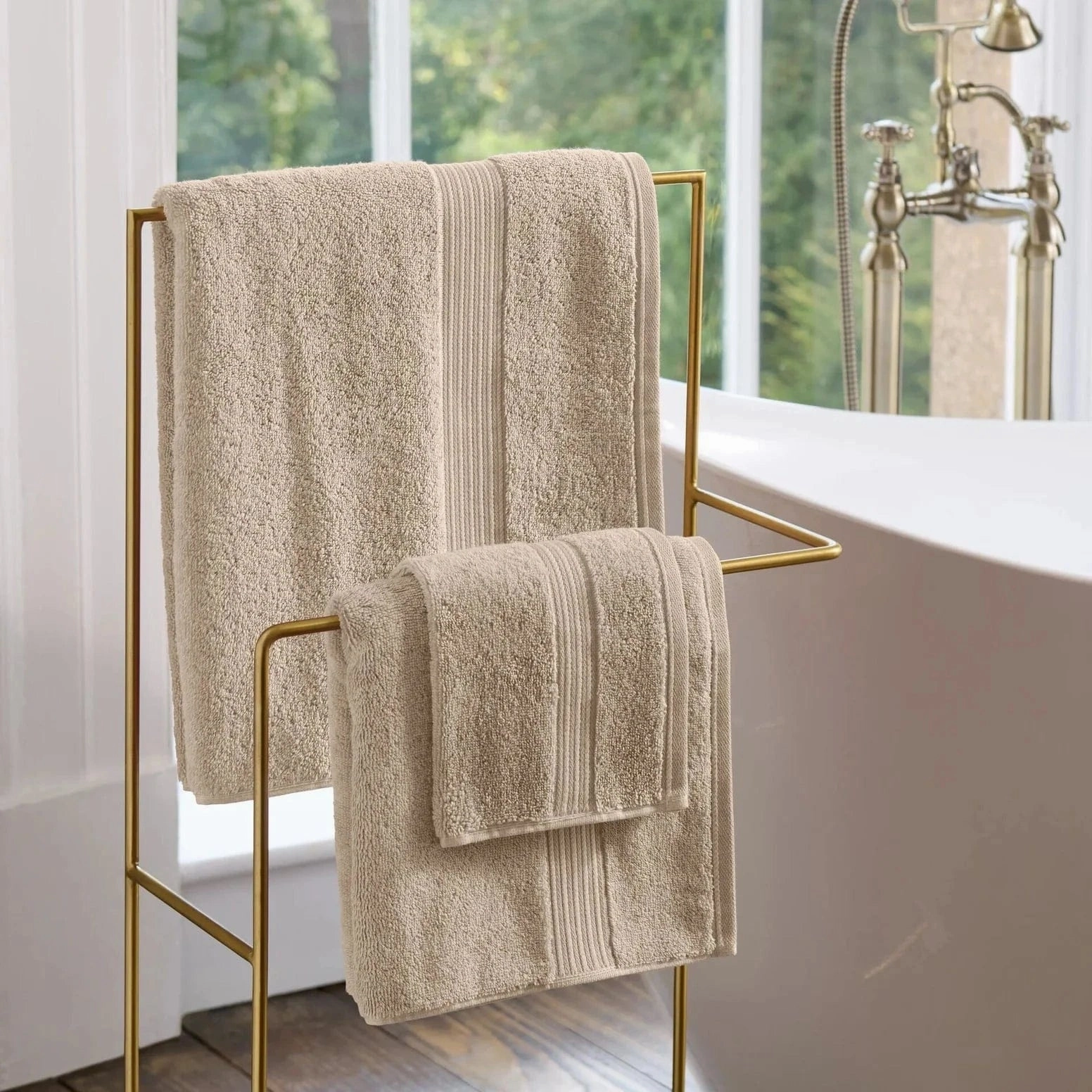 Christy Supreme Hygro Towel in Stone