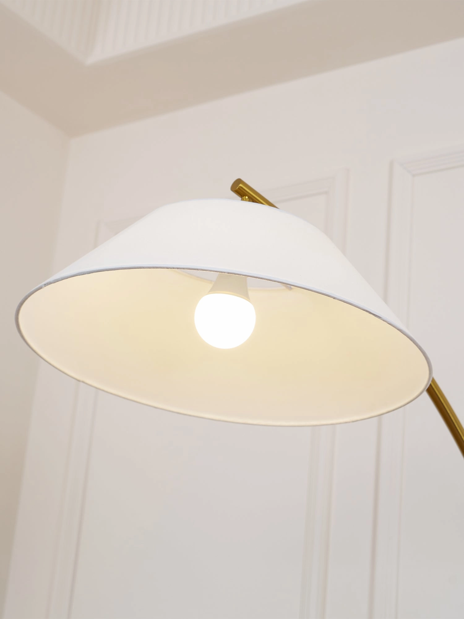 Circo Floor Lamp