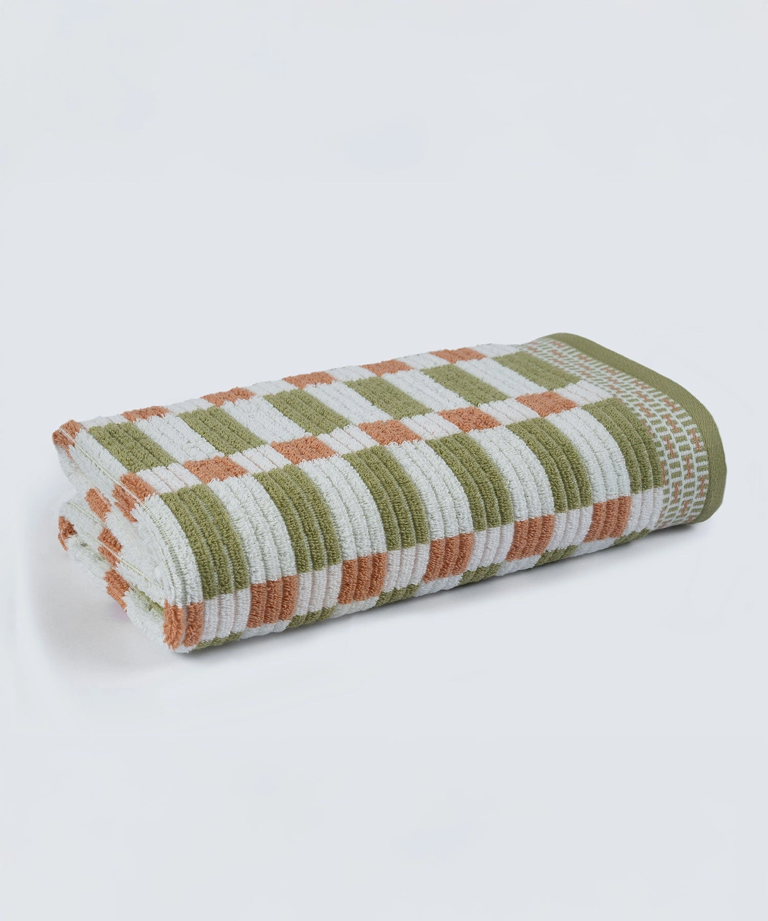 Classic Tranquil Blossoms Bath Towel, 550 GSM, 100% Cotton, Cerena
