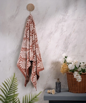 Classic Tranquil Blossoms Bath Towel, 550 GSM, 100% Cotton, Ember bath towels,soft towels,bathroom textiles